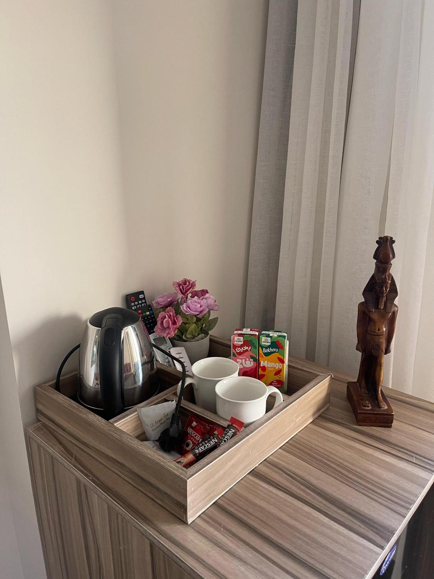 Roone pyramids view inn - Photo 63