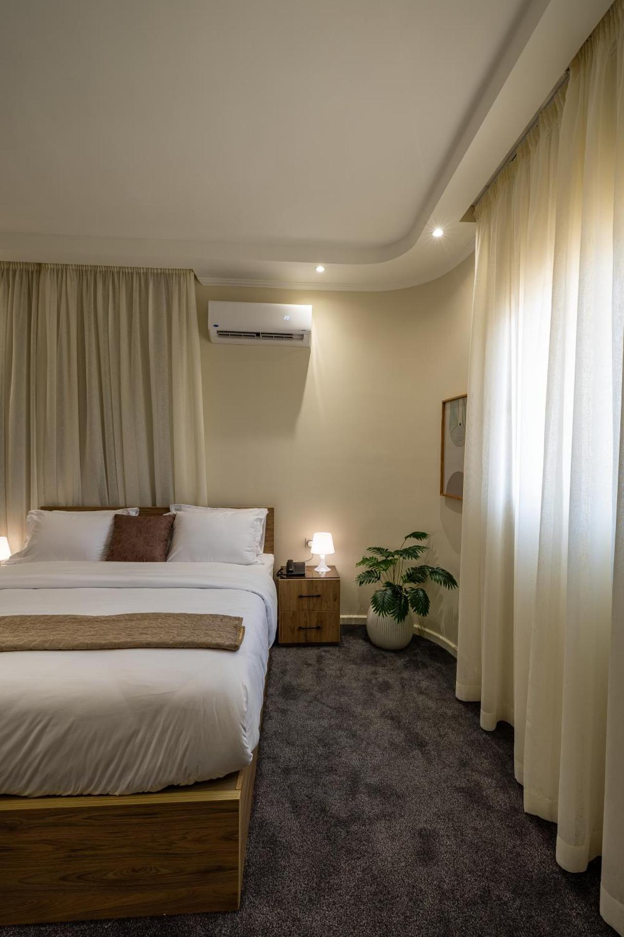 Welhome Stays Aparthotel - Photo 25