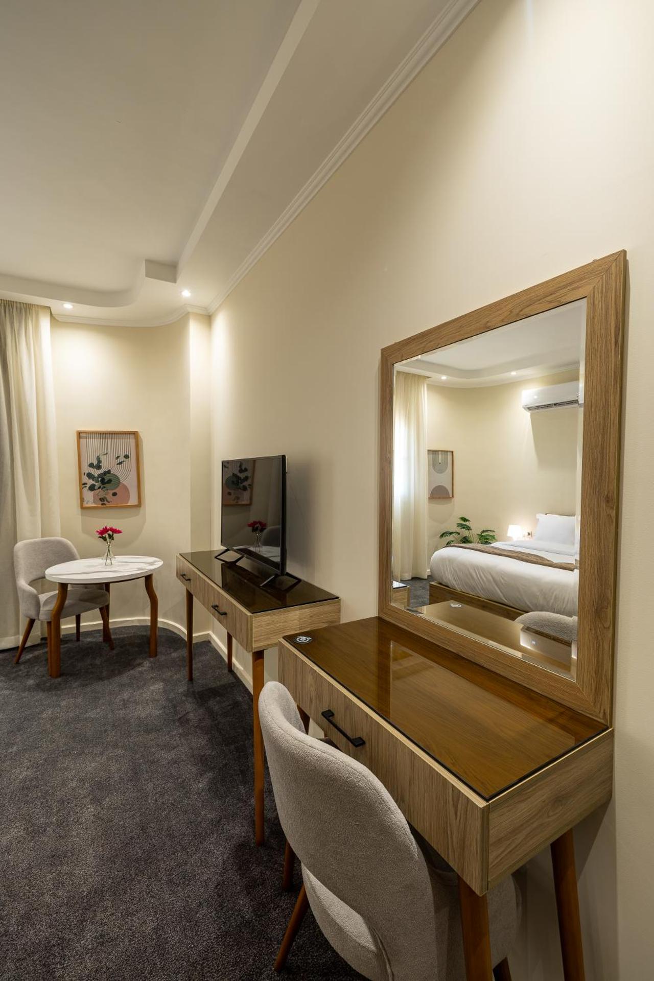 Welhome Stays Aparthotel - Photo 28