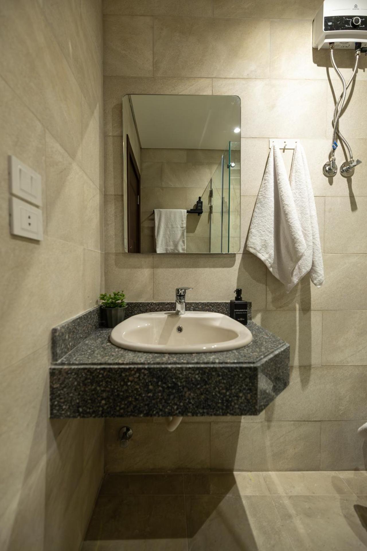 Welhome Stays Aparthotel - Photo 46