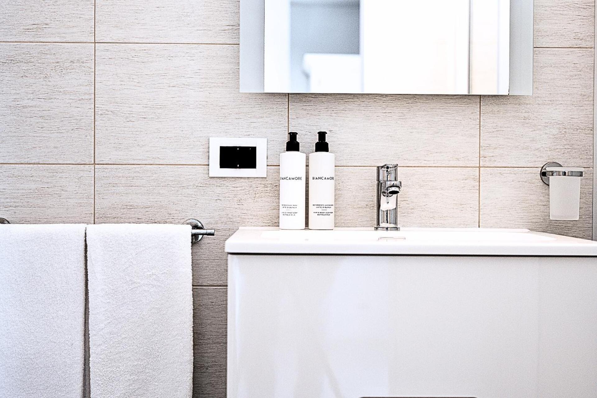 Hotel Niagara - Photo 48