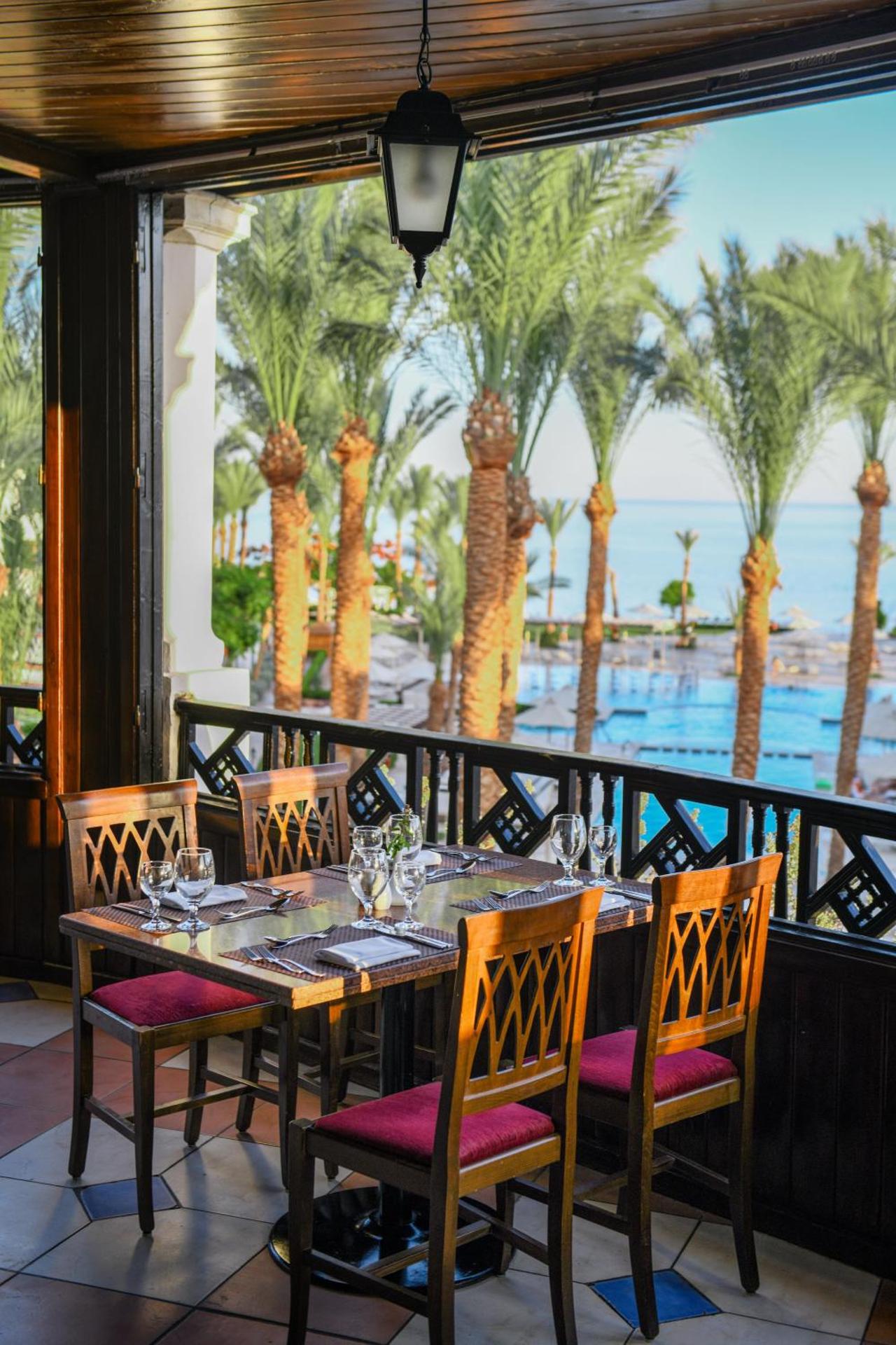 JAZ Fanara Resort - Photo 50