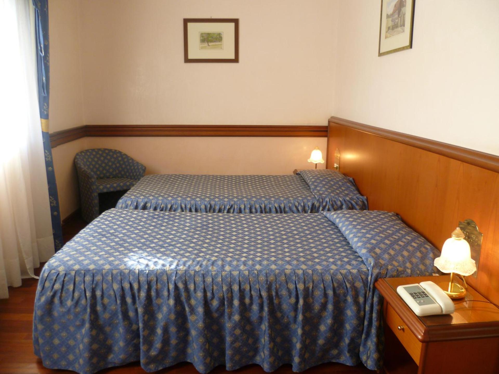 Hotel Minerva - Photo 65