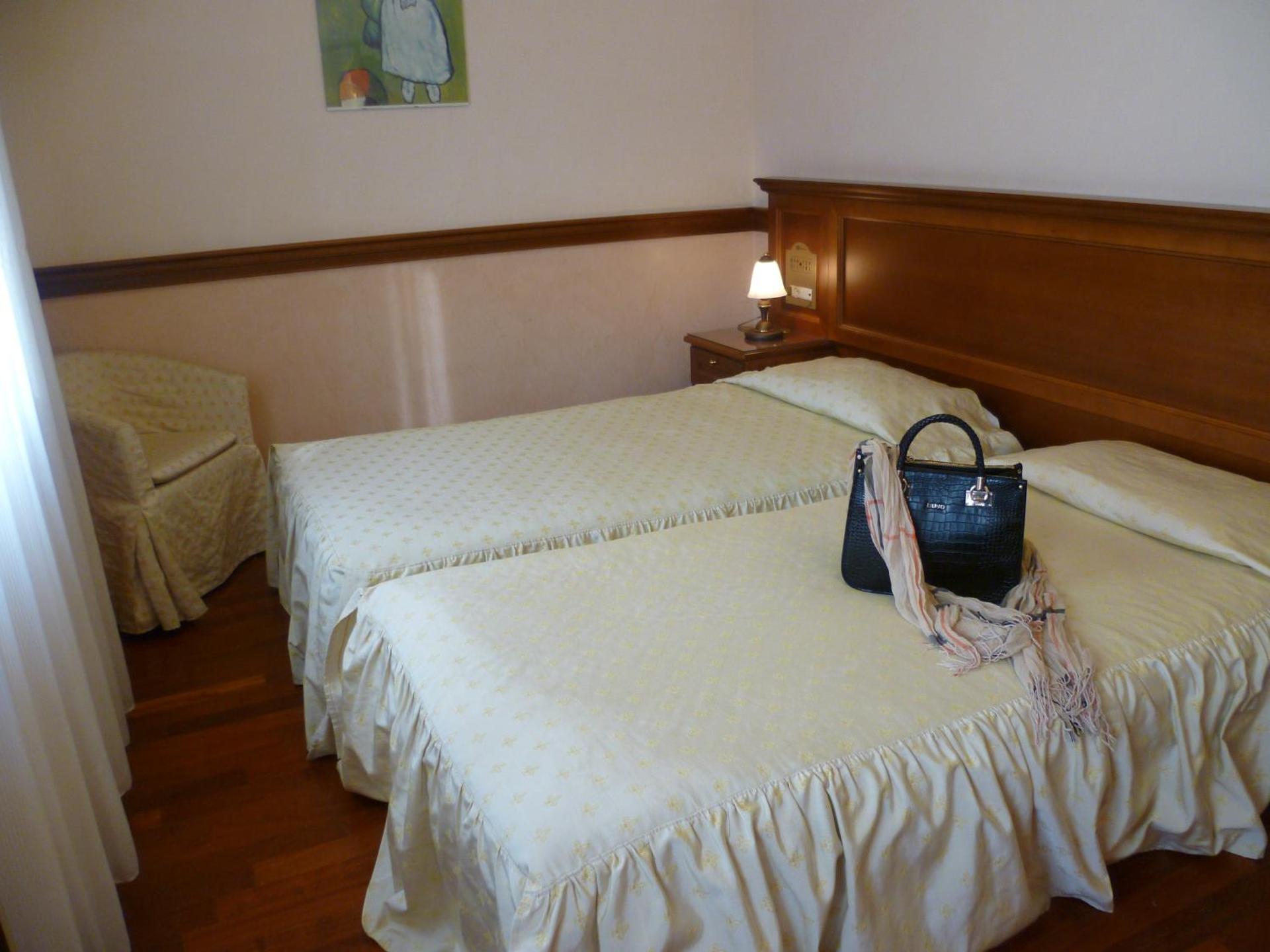 Hotel Minerva - Photo 57