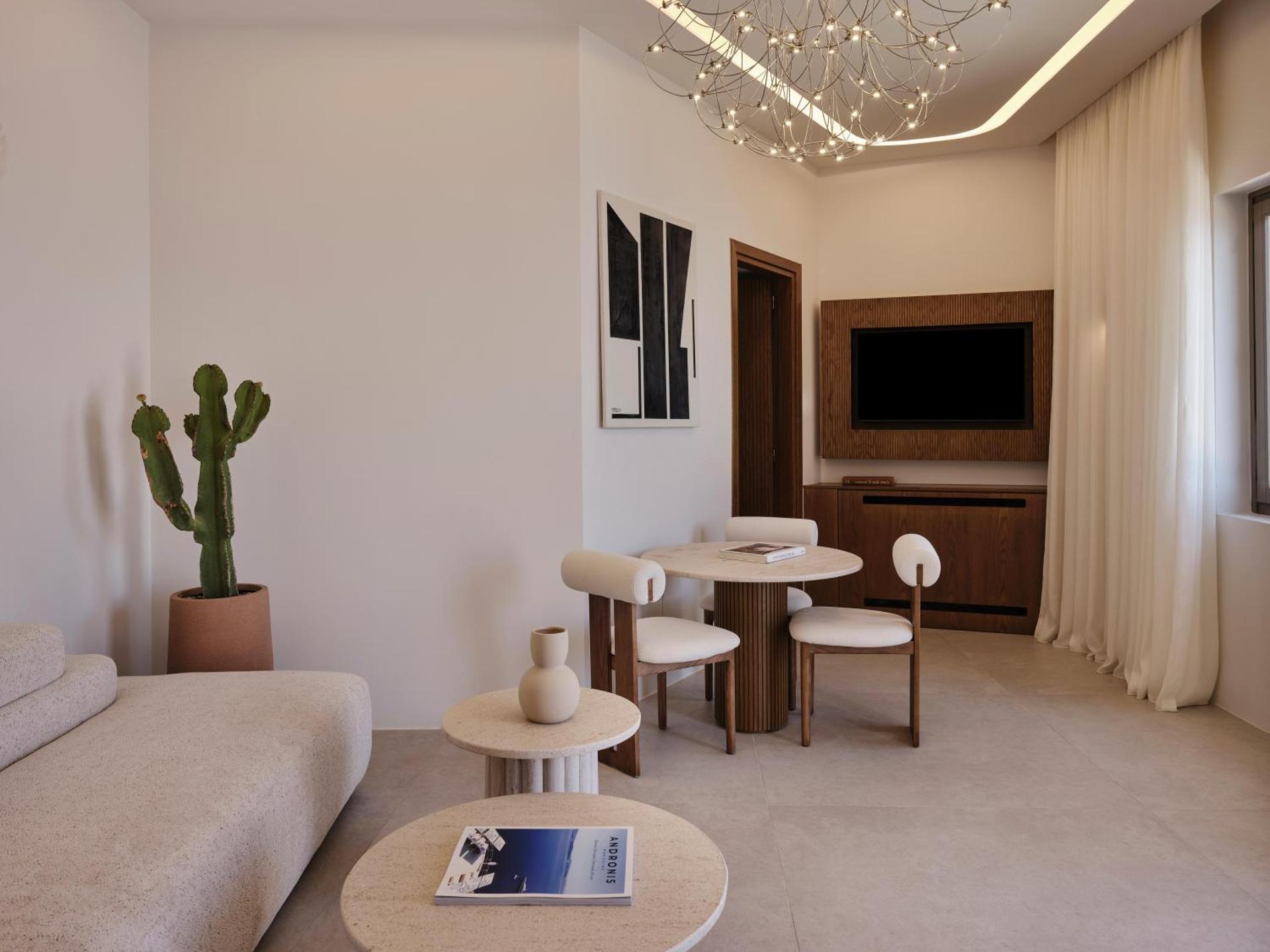 Andronis Luxury Suites - Photo 151