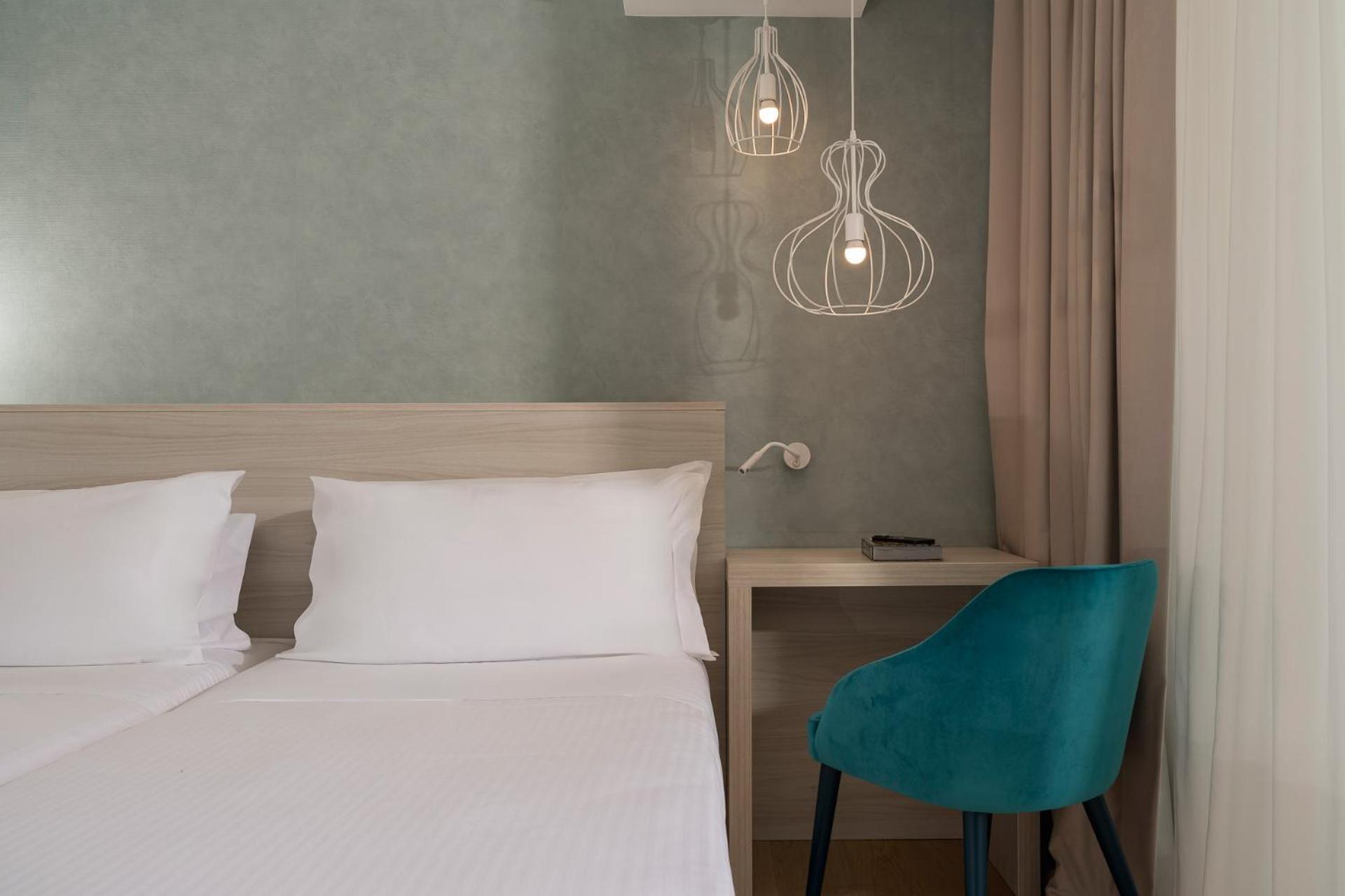 Hotel Regina - Photo 43