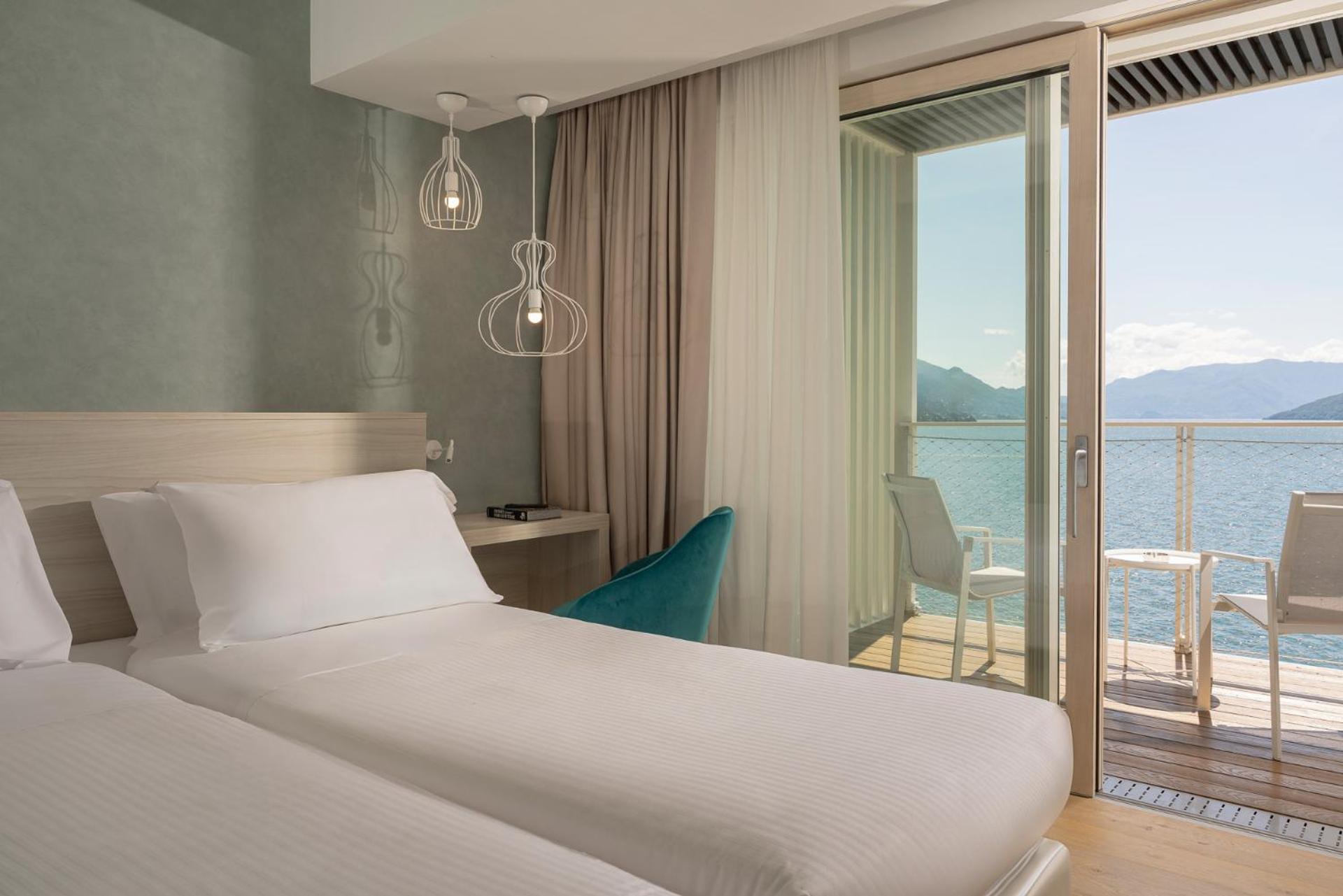 Hotel Regina - Photo 44