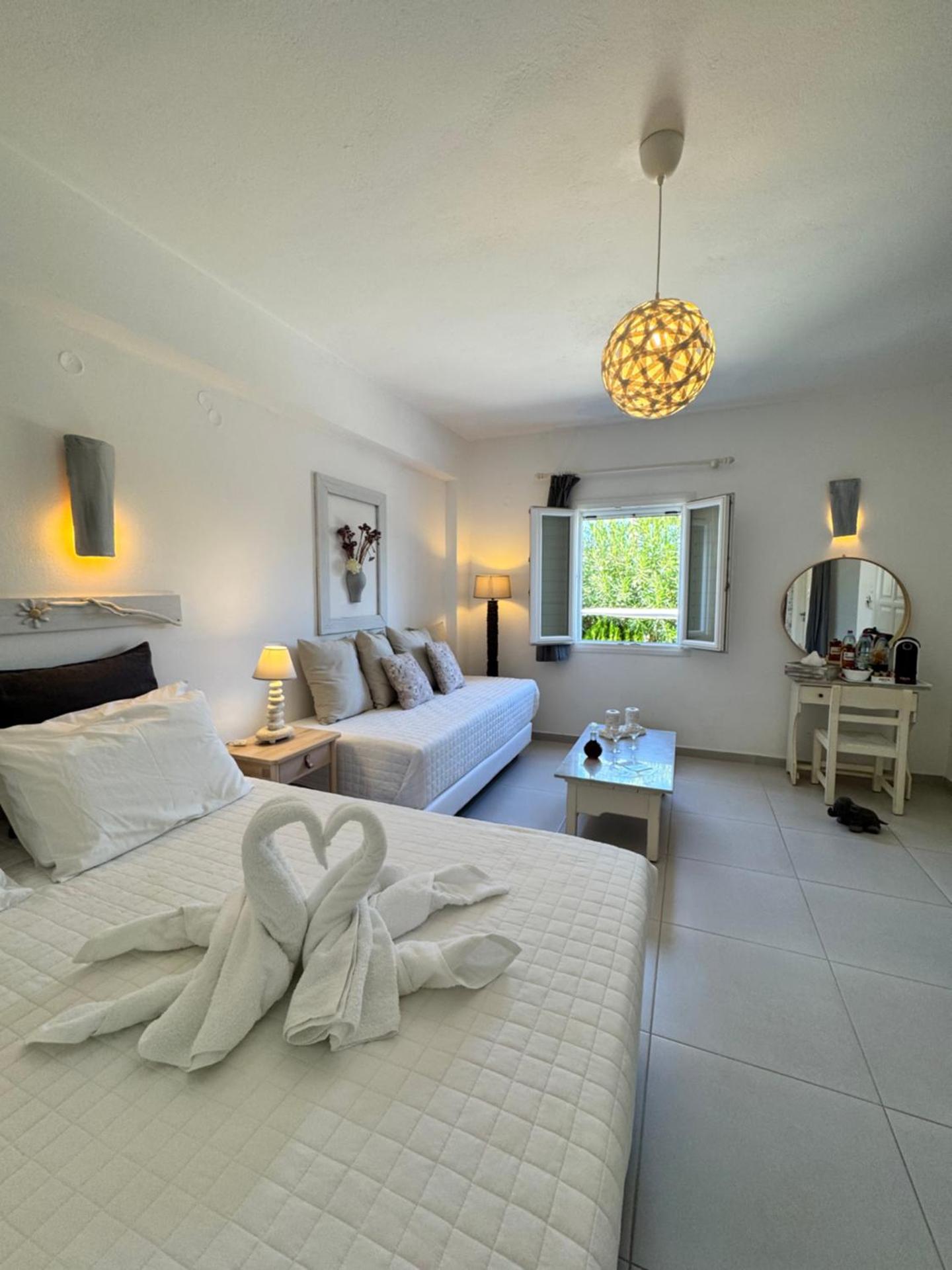 Diplos Studios - Photo 113