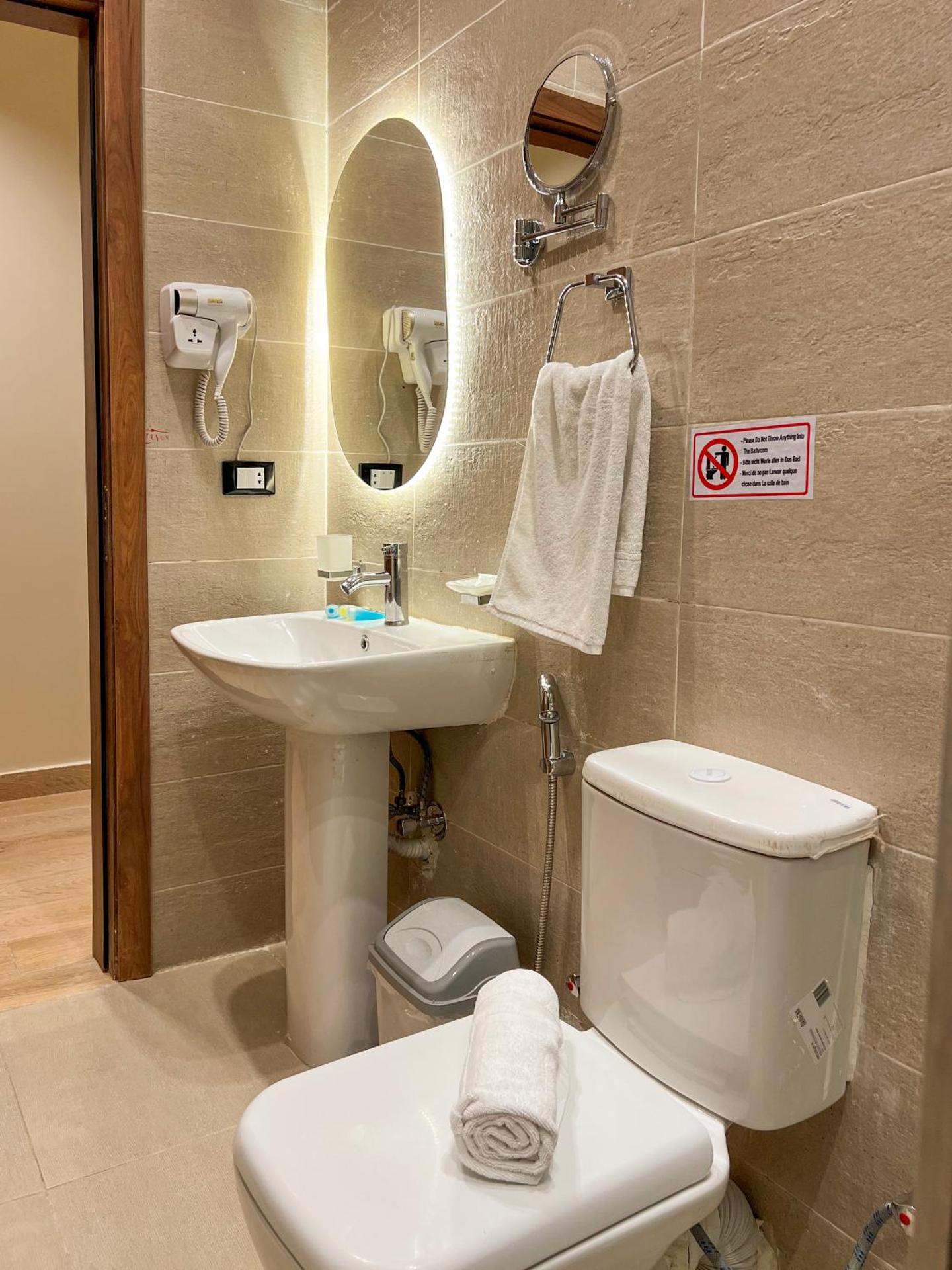 Merak Pyramids Hotel - Photo 43