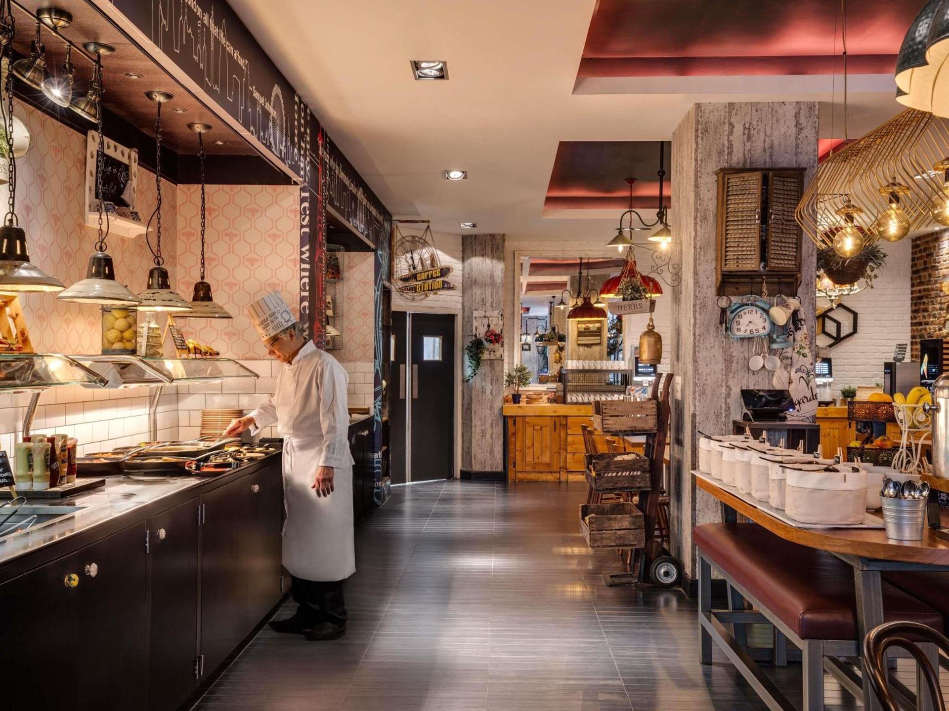 Novotel London Tower Bridge - Photo 75