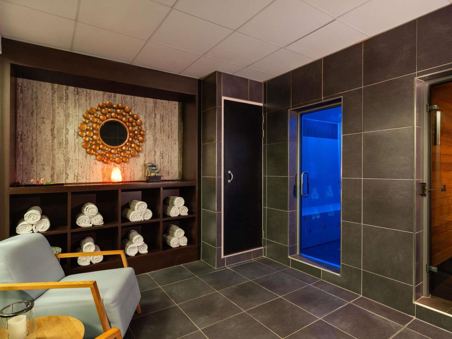 Novotel London Tower Bridge - Photo 96