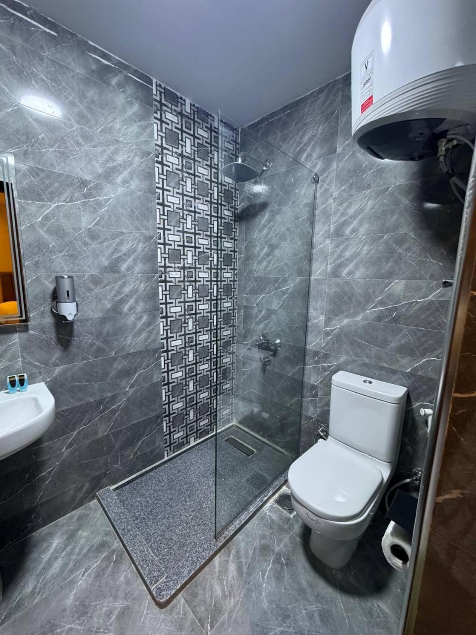 Florya pyramids hotel - Photo 32