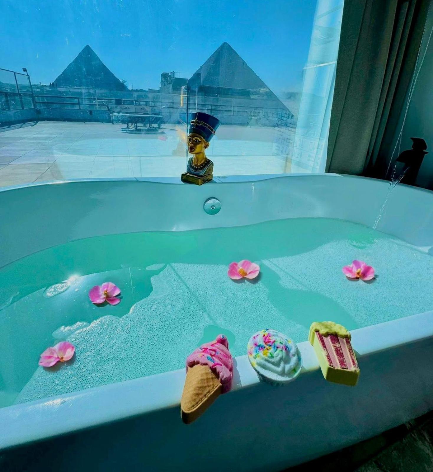 LE Grand Pyramids View & Suites - Photo 48