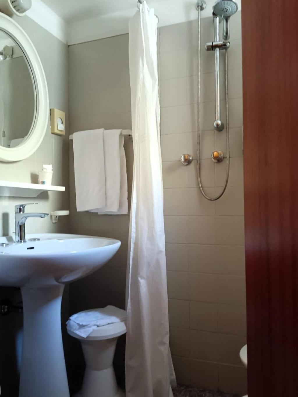 Hotel Nazionale - Photo 2
