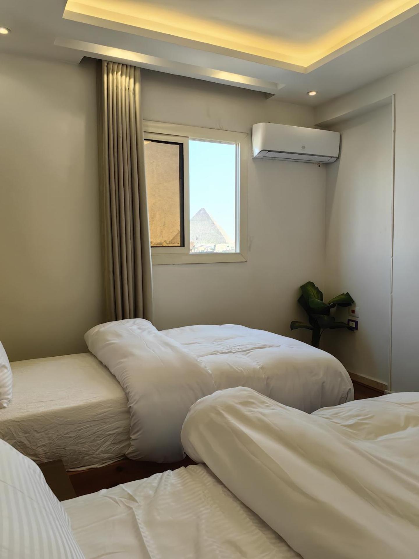 Lamour RAFlF Pyramids View Hotel & Jacuzzi - Photo 35