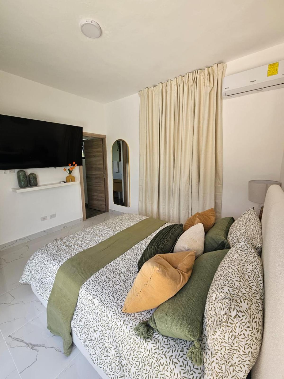 Modern House with Private Pool in Punta Cana - Photo 8