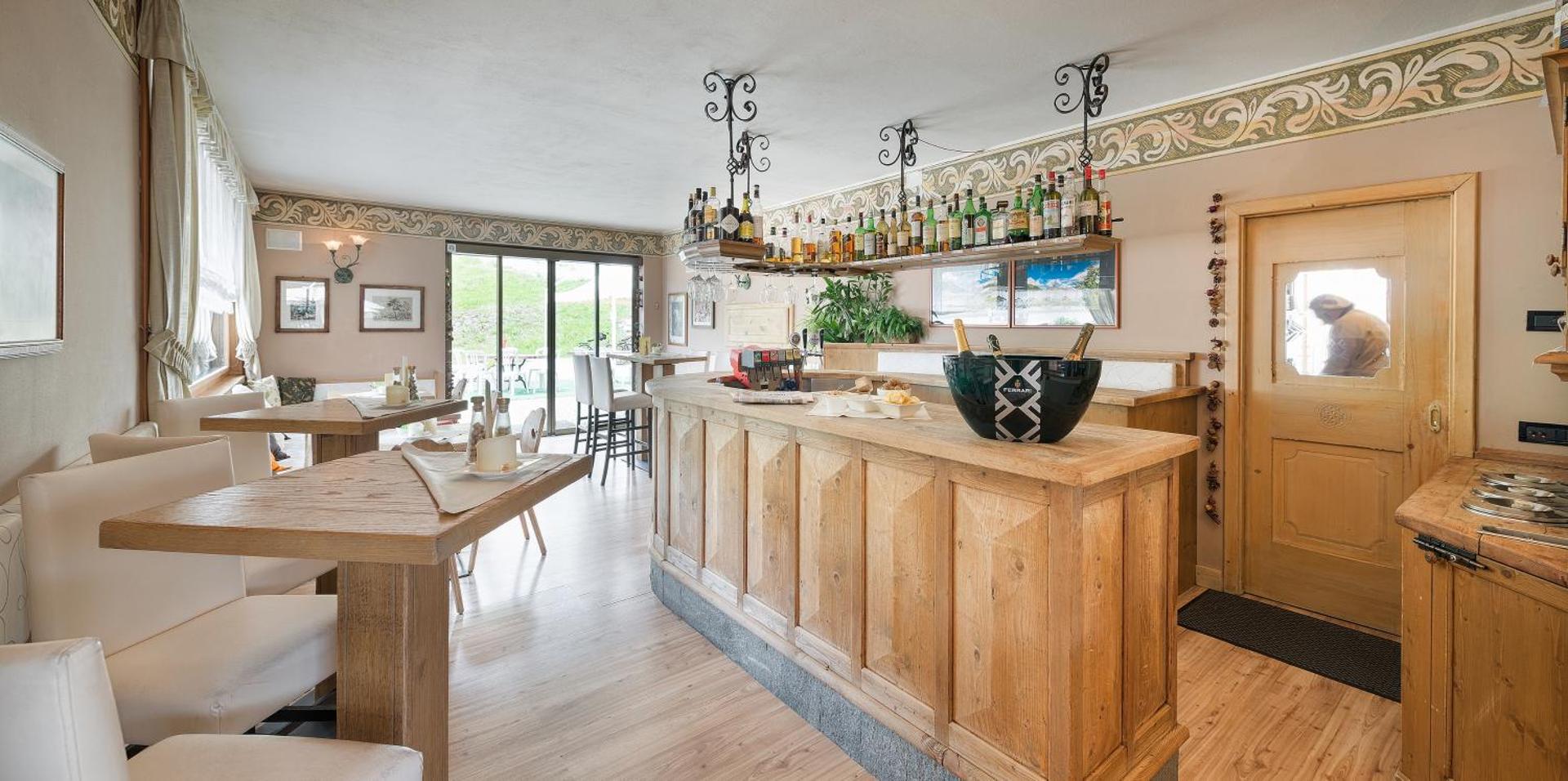 Hotel Astra - Photo 6