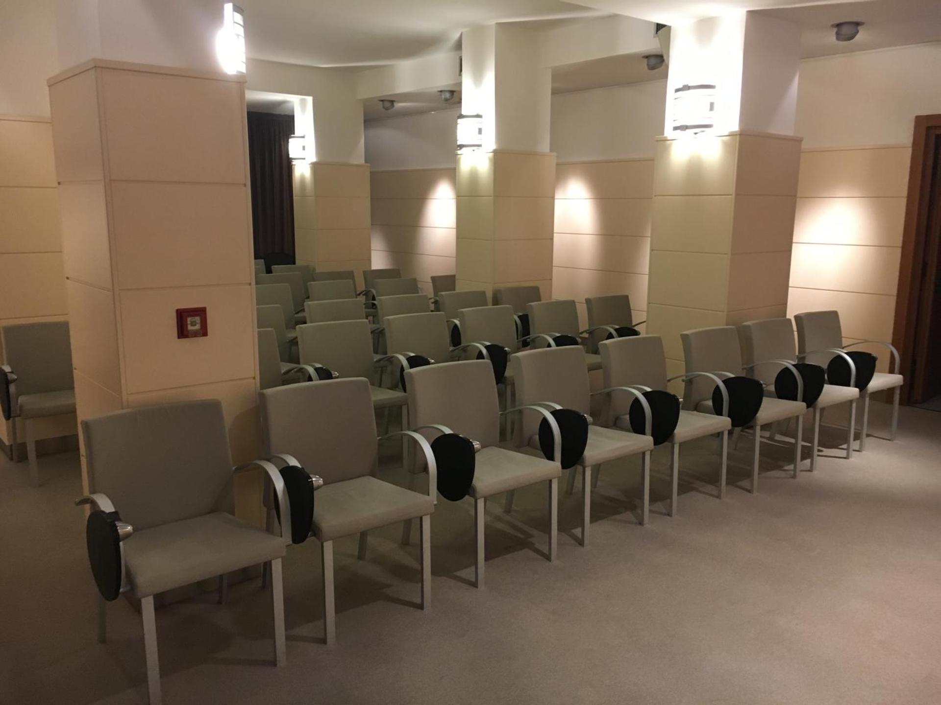 Hotel Minerva - Photo 153