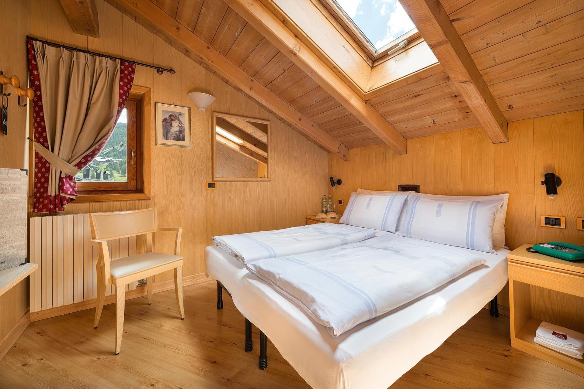 Double or Twin Room - Attic