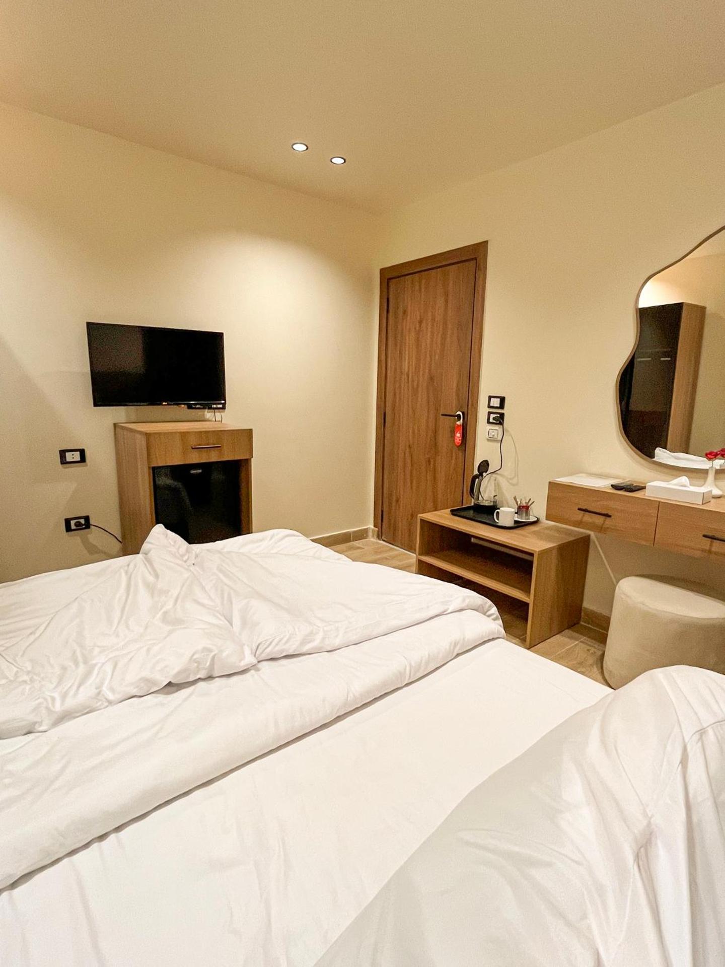 Merak Pyramids Hotel - Photo 7