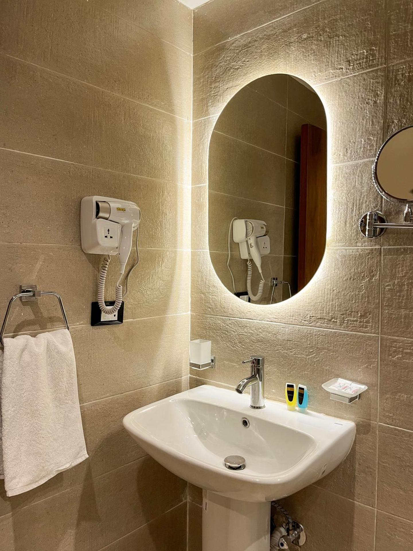 Merak Pyramids Hotel - Photo 4