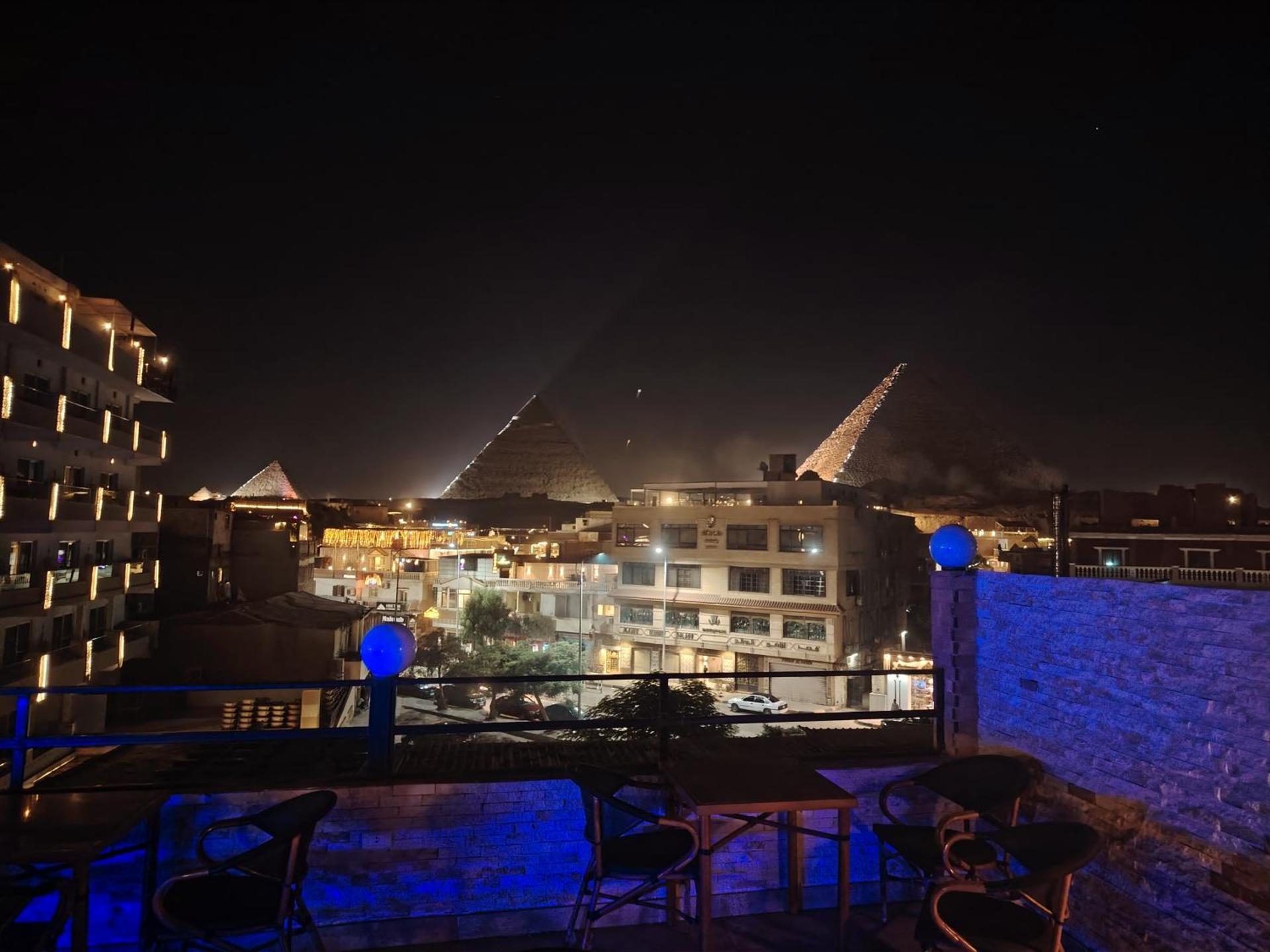 Red Pyramids Hotel - Photo 23