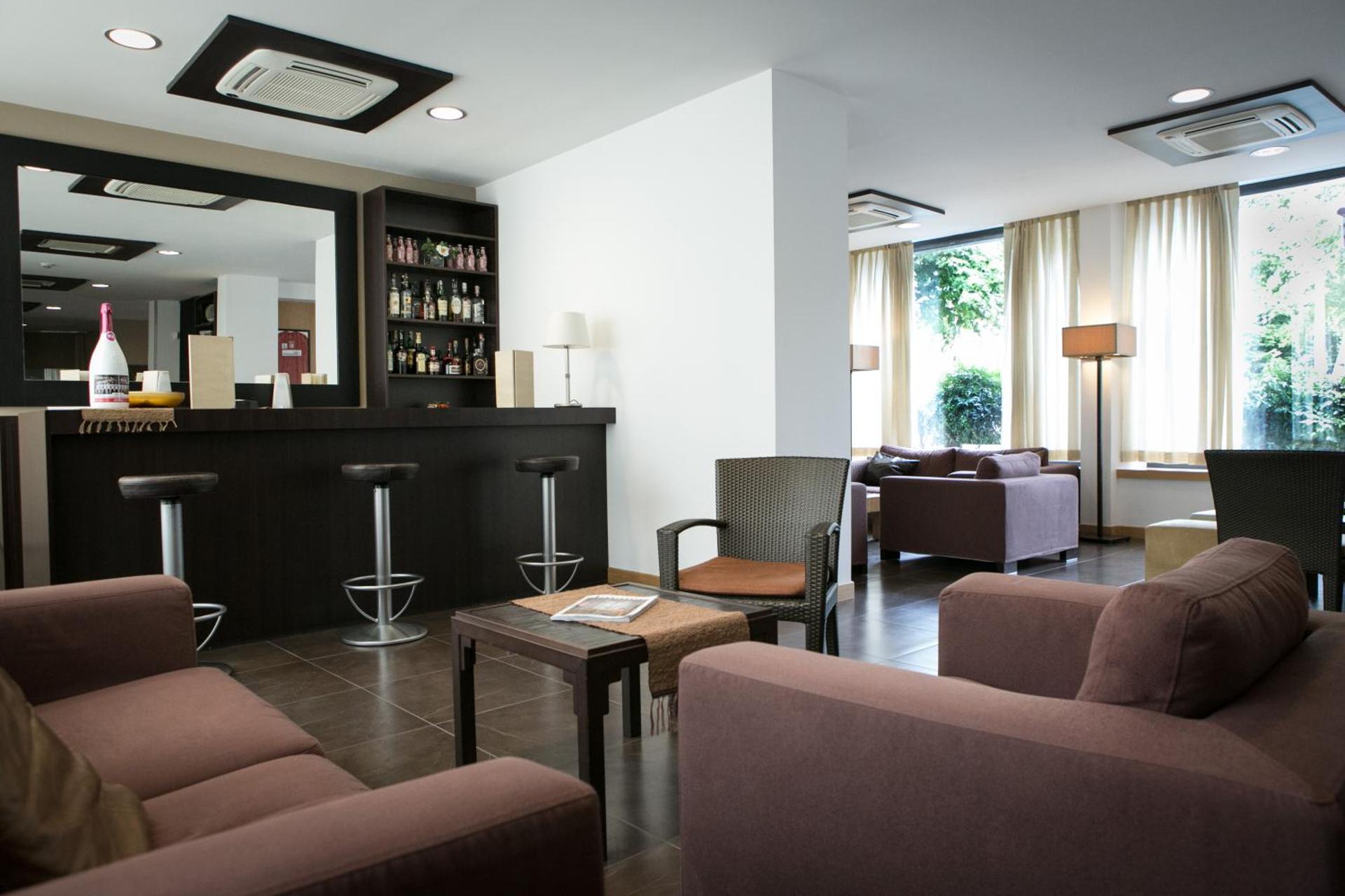 Hotel Touring - Photo 88