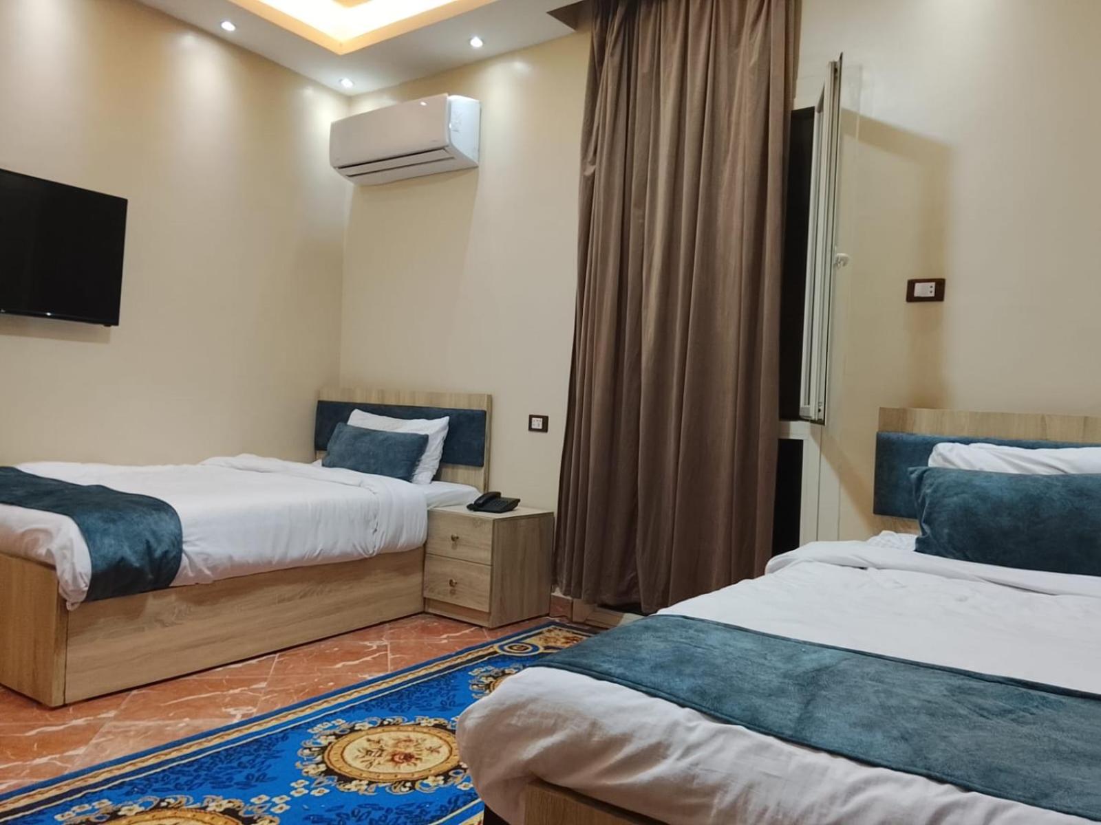 Red Pyramids Hotel - Photo 41