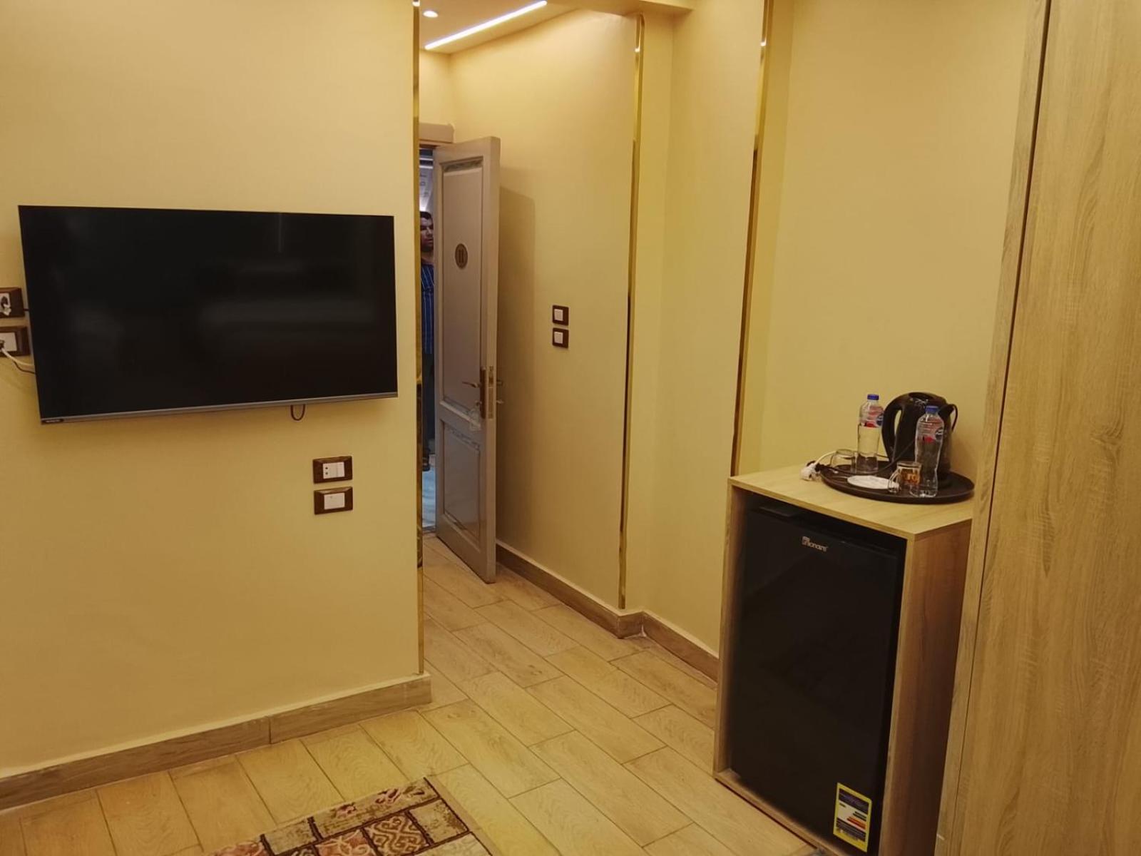 Red Pyramids Hotel - Photo 32