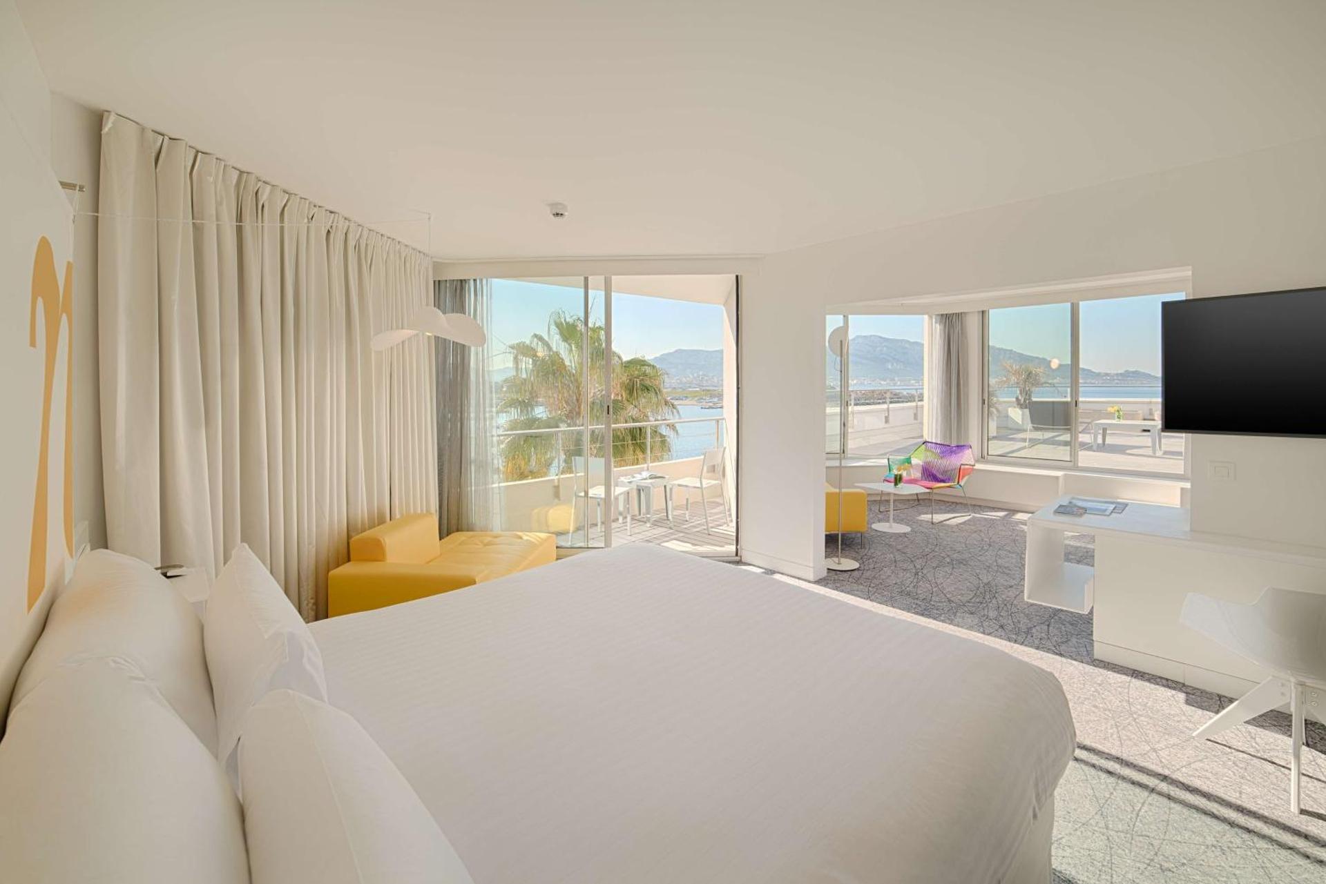 Nhow Sea View Suite