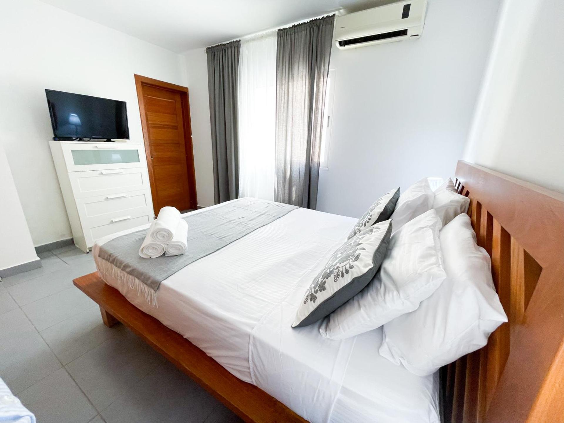 DELUXE HOTEL SUITES STUDIO del Mar Bavaro TROPICANA HOTEL WIFI Beach CLUB & SPA - Photo 10