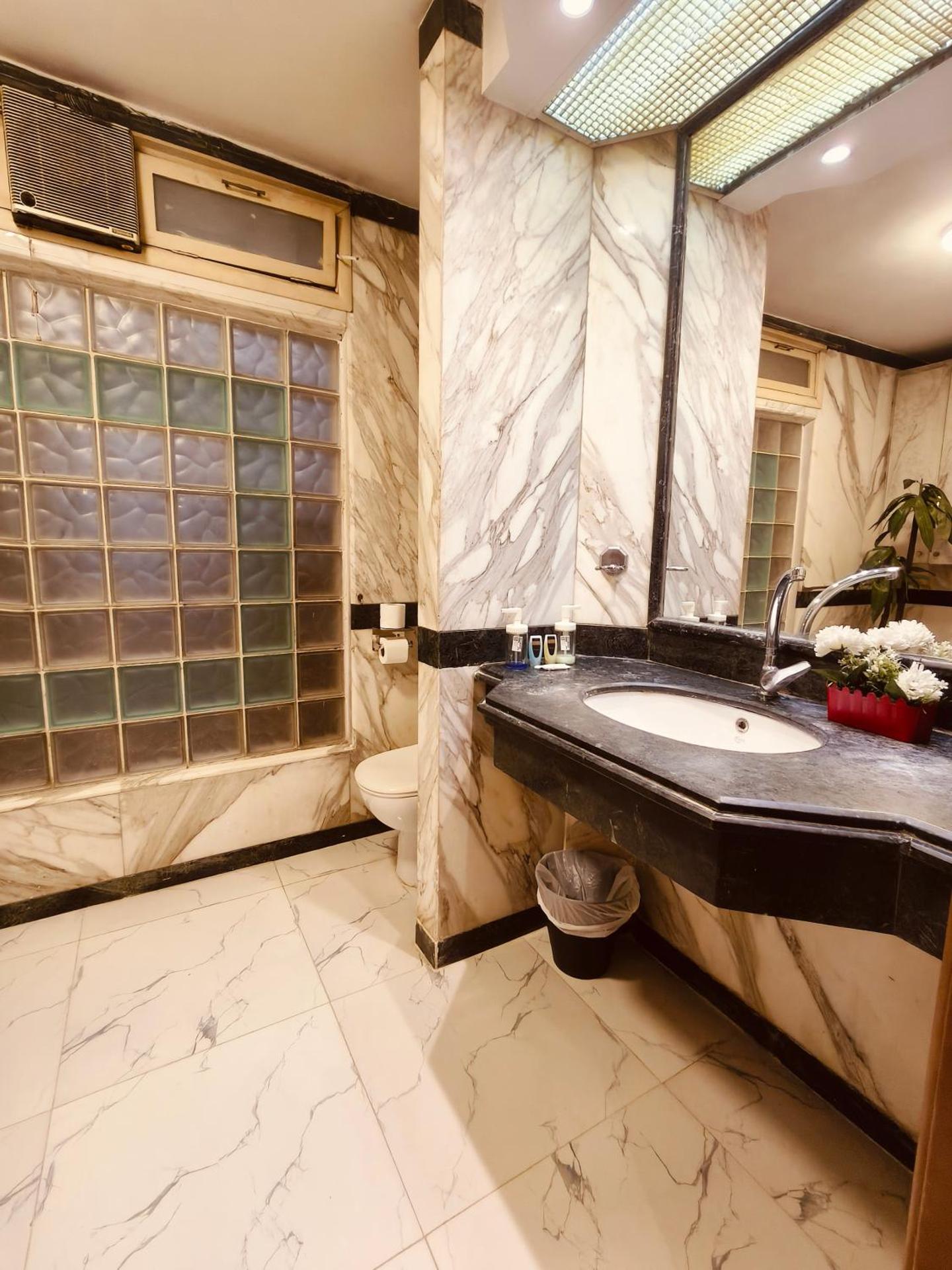 Tahrir Square apartments suites - Photo 52