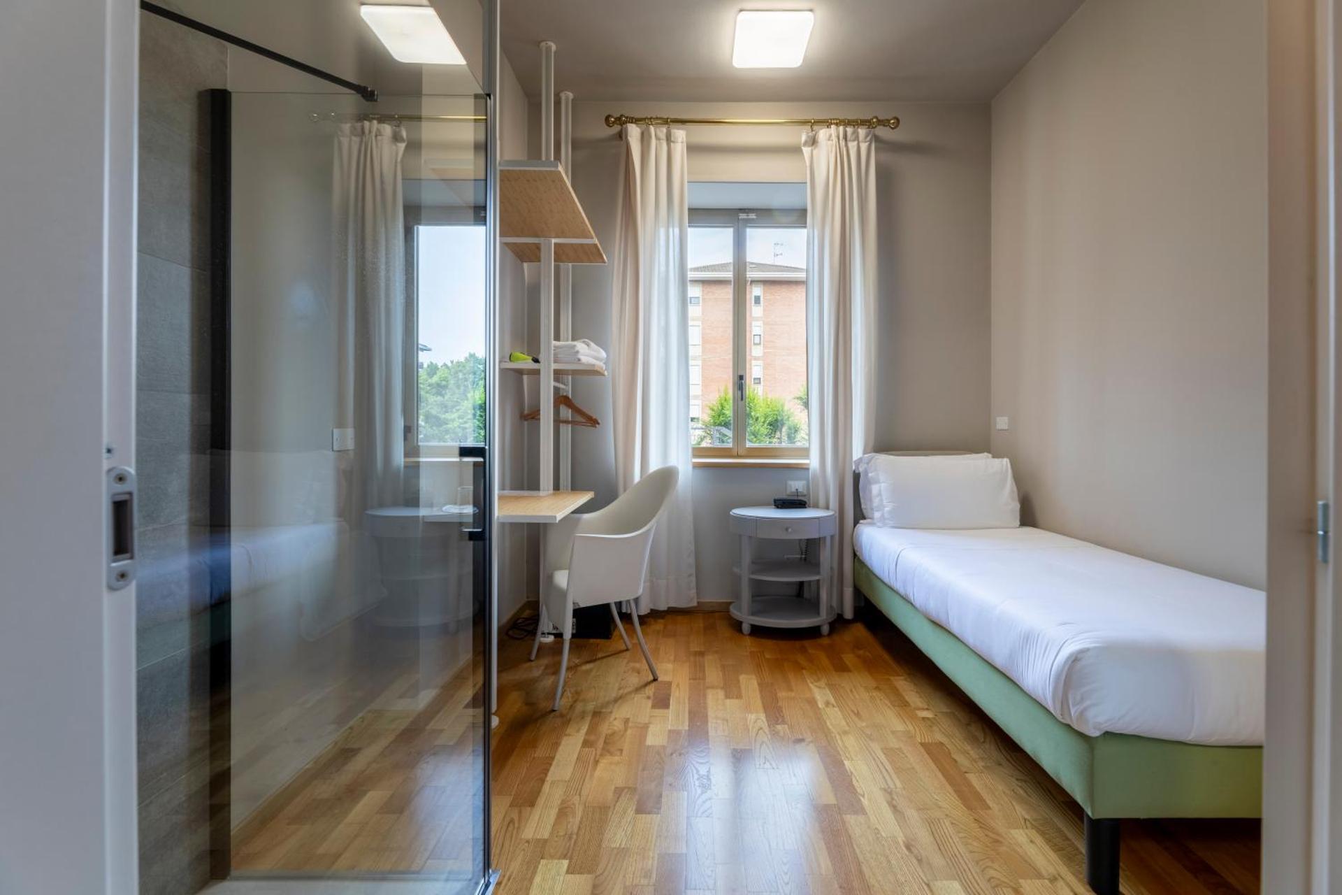 Hotel Astoria - Photo 58