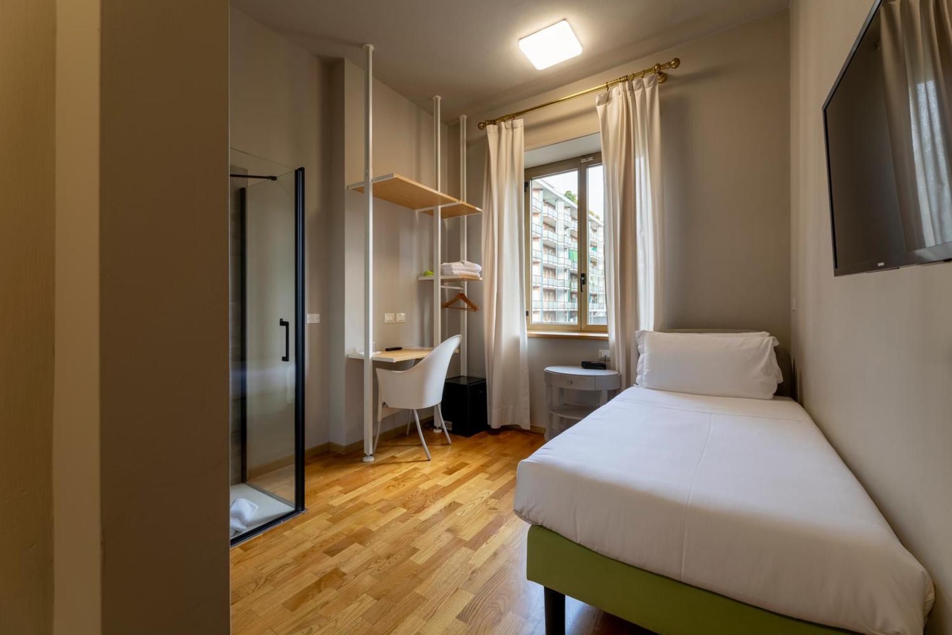 Hotel Astoria - Photo 60