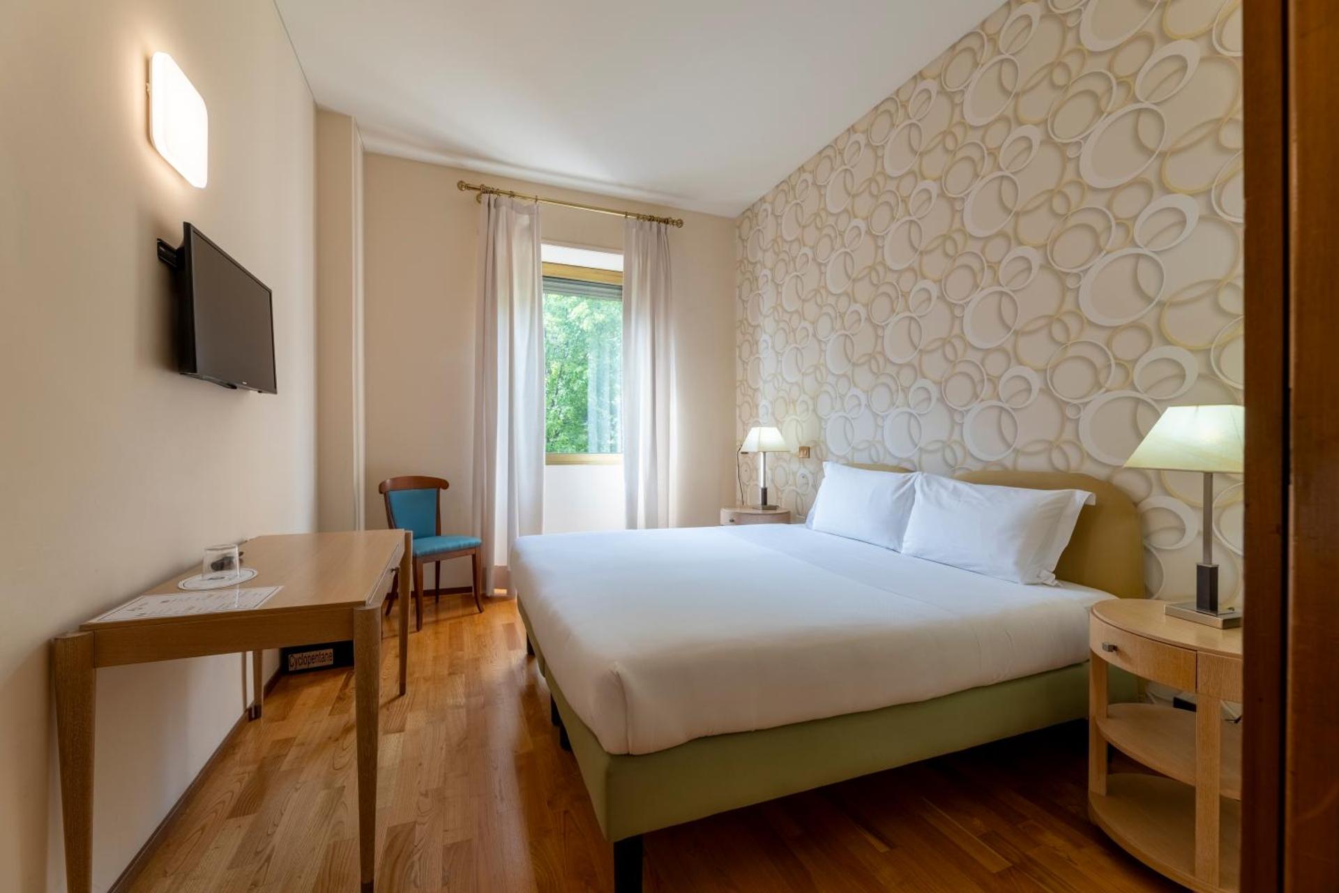 Hotel Astoria - Photo 62