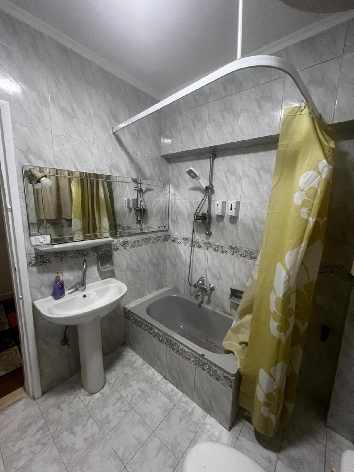 3-bedroom apartment next to City Stars Mall and Abbas Al-Akkad Street - Photo 17