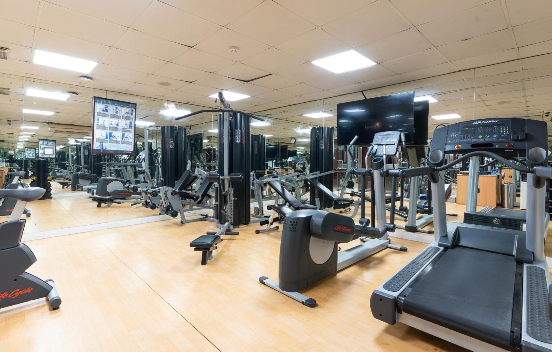 Howard Johnson Bur Dubai - Photo 40