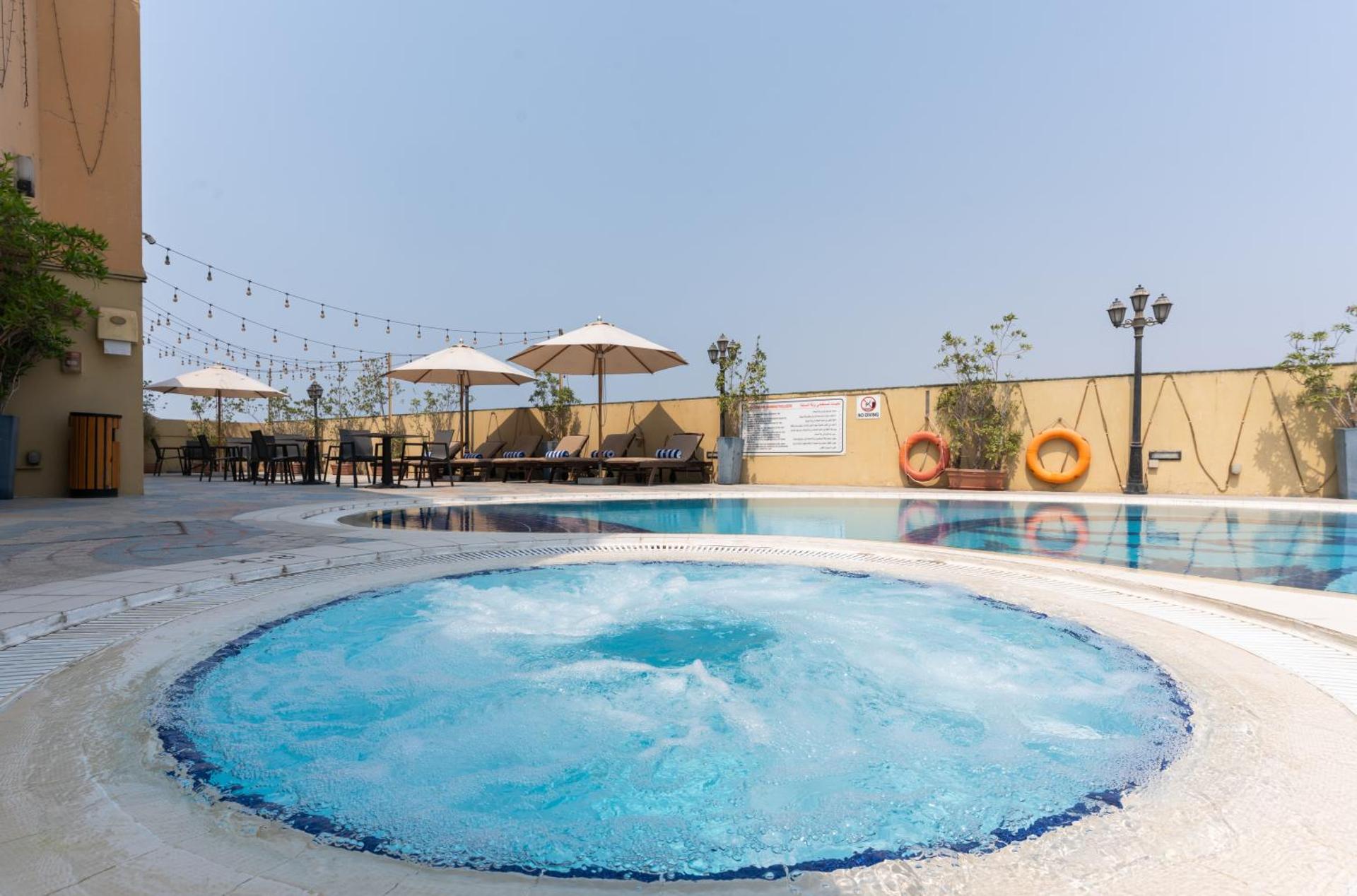 Howard Johnson Bur Dubai - Photo 35