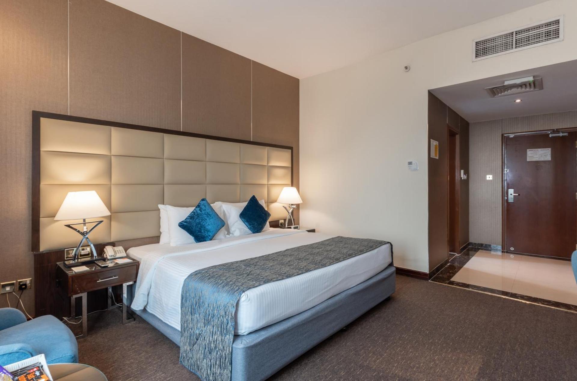 Howard Johnson Bur Dubai - Photo 14