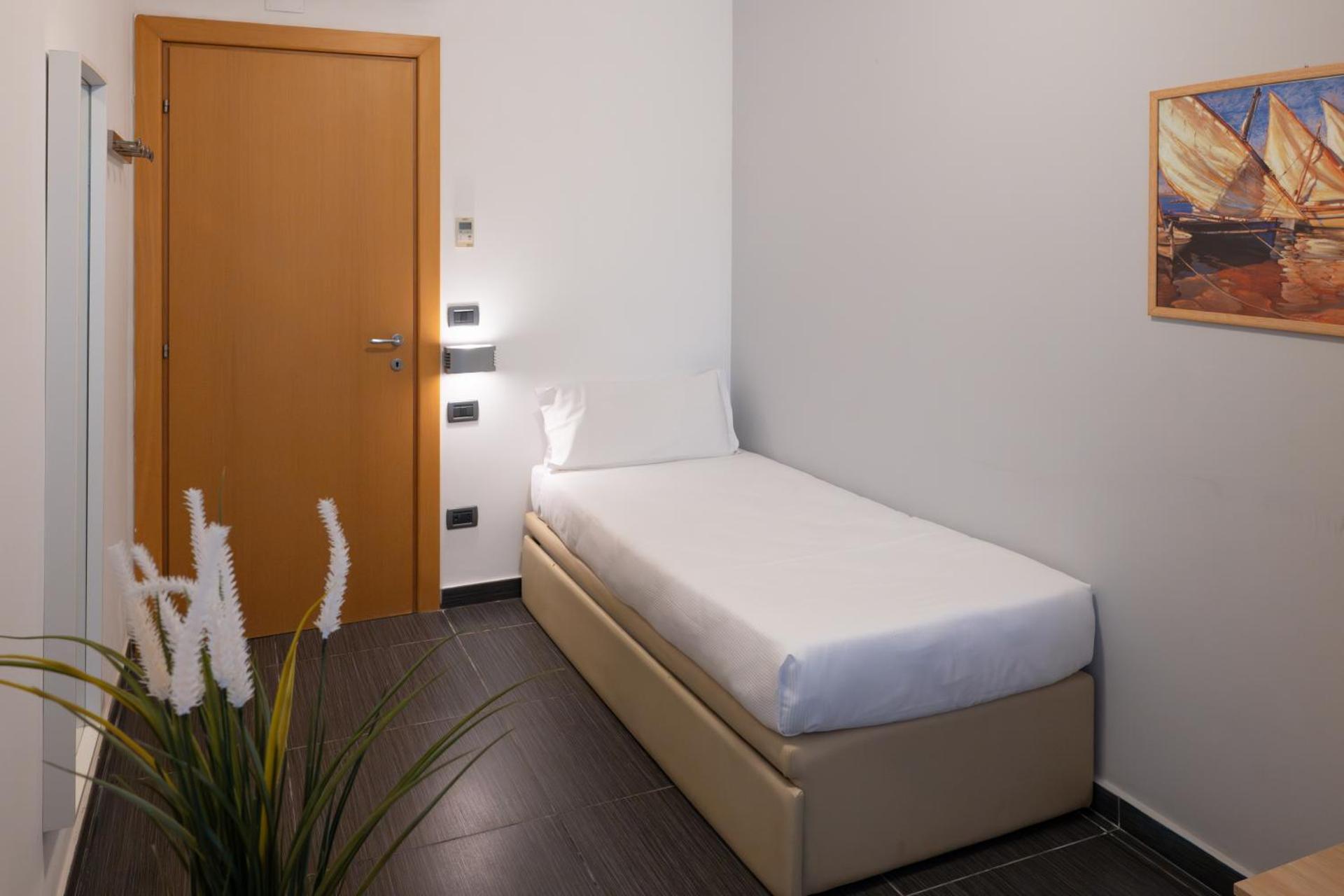 Hotel Riva Del Sole - Photo 32