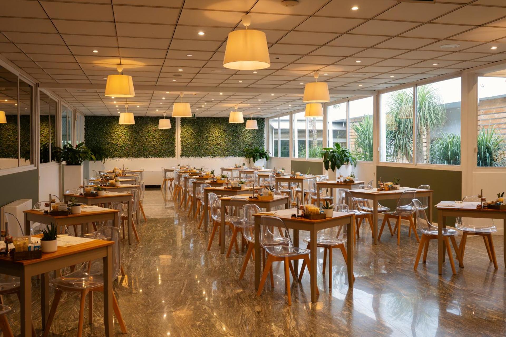 Hotel Riva Del Sole - Photo 61