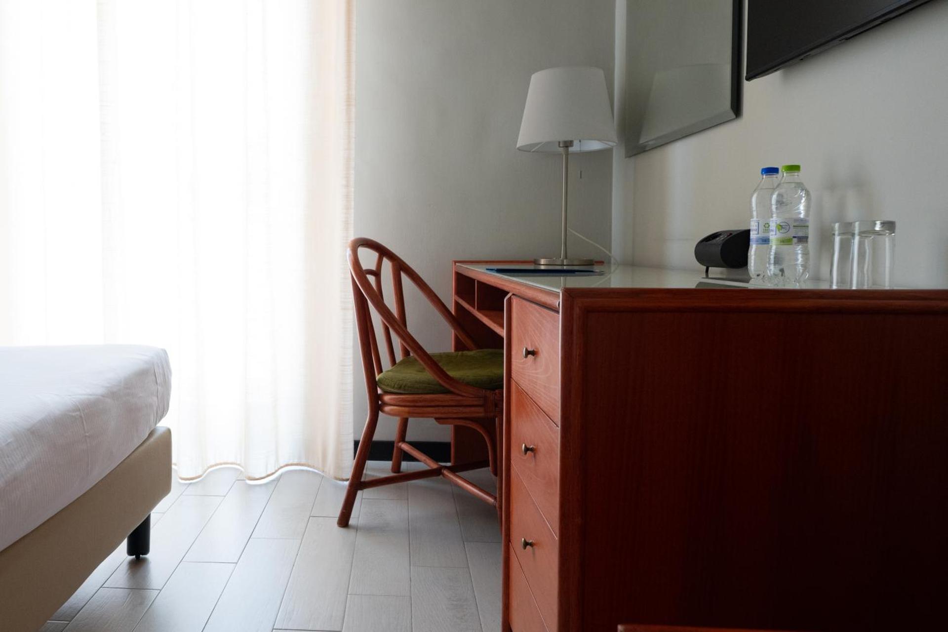 Hotel Riva Del Sole - Photo 5