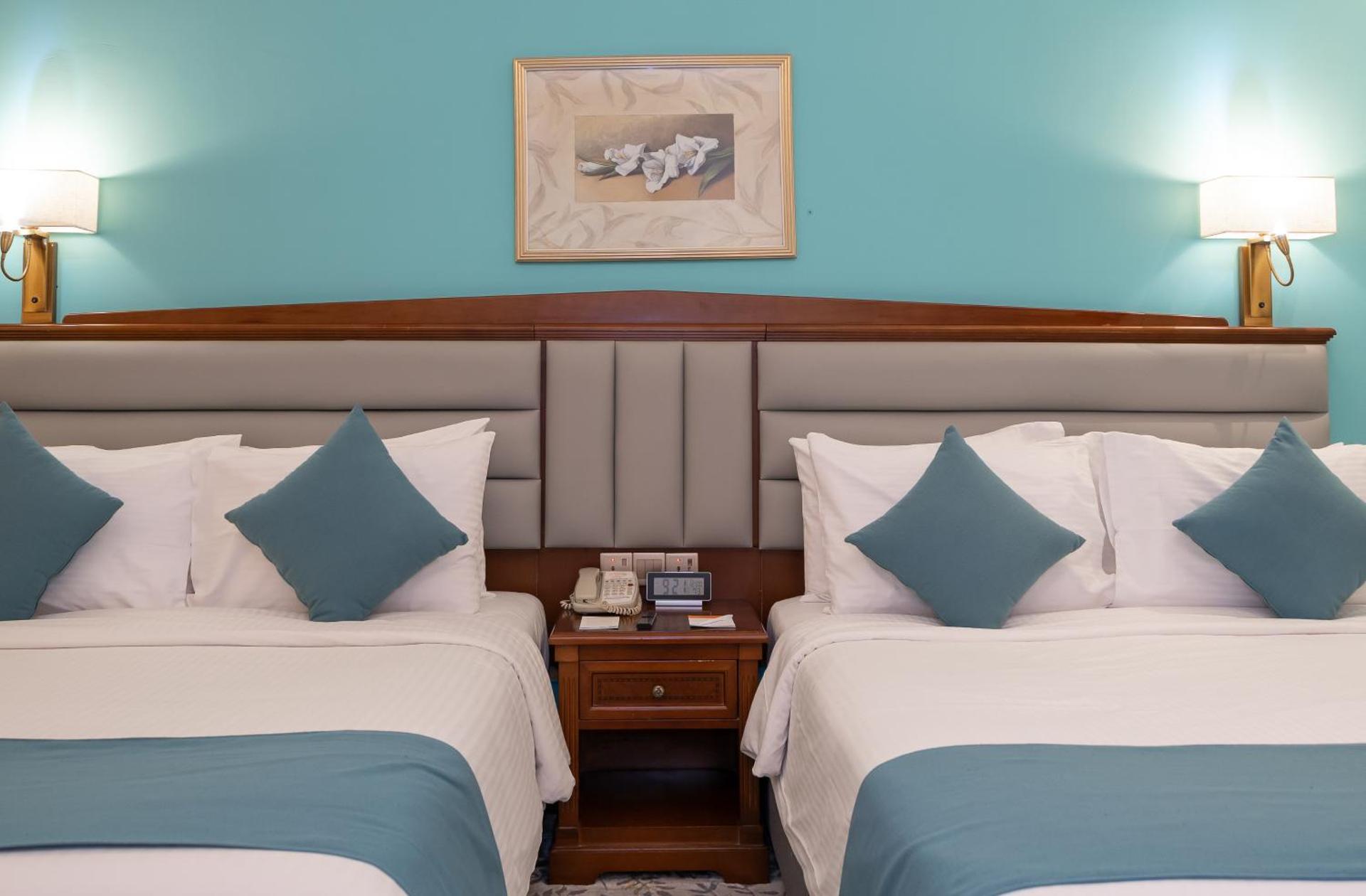 Howard Johnson Bur Dubai - Photo 28