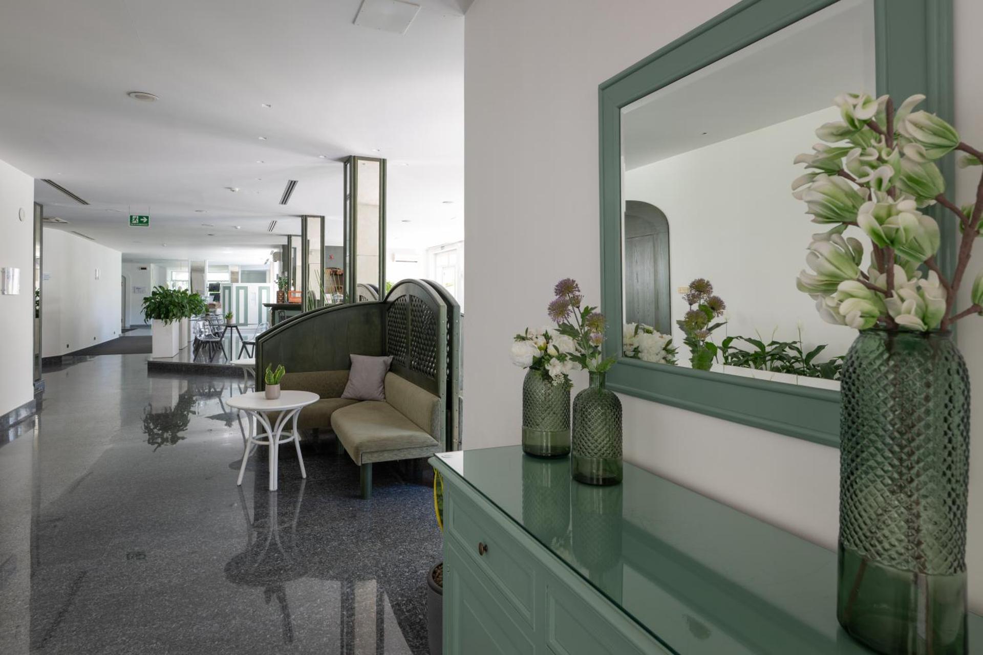 Hotel Riva Del Sole - Photo 97