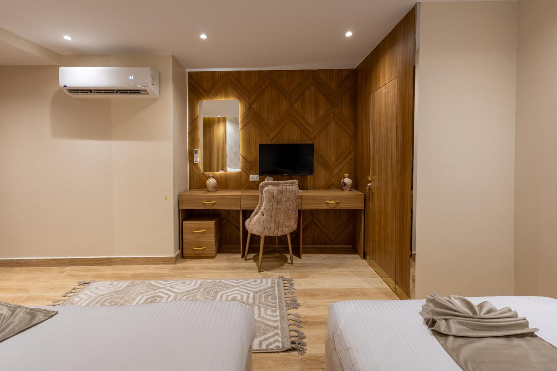 Pyramids sunrise inn - Photo 231