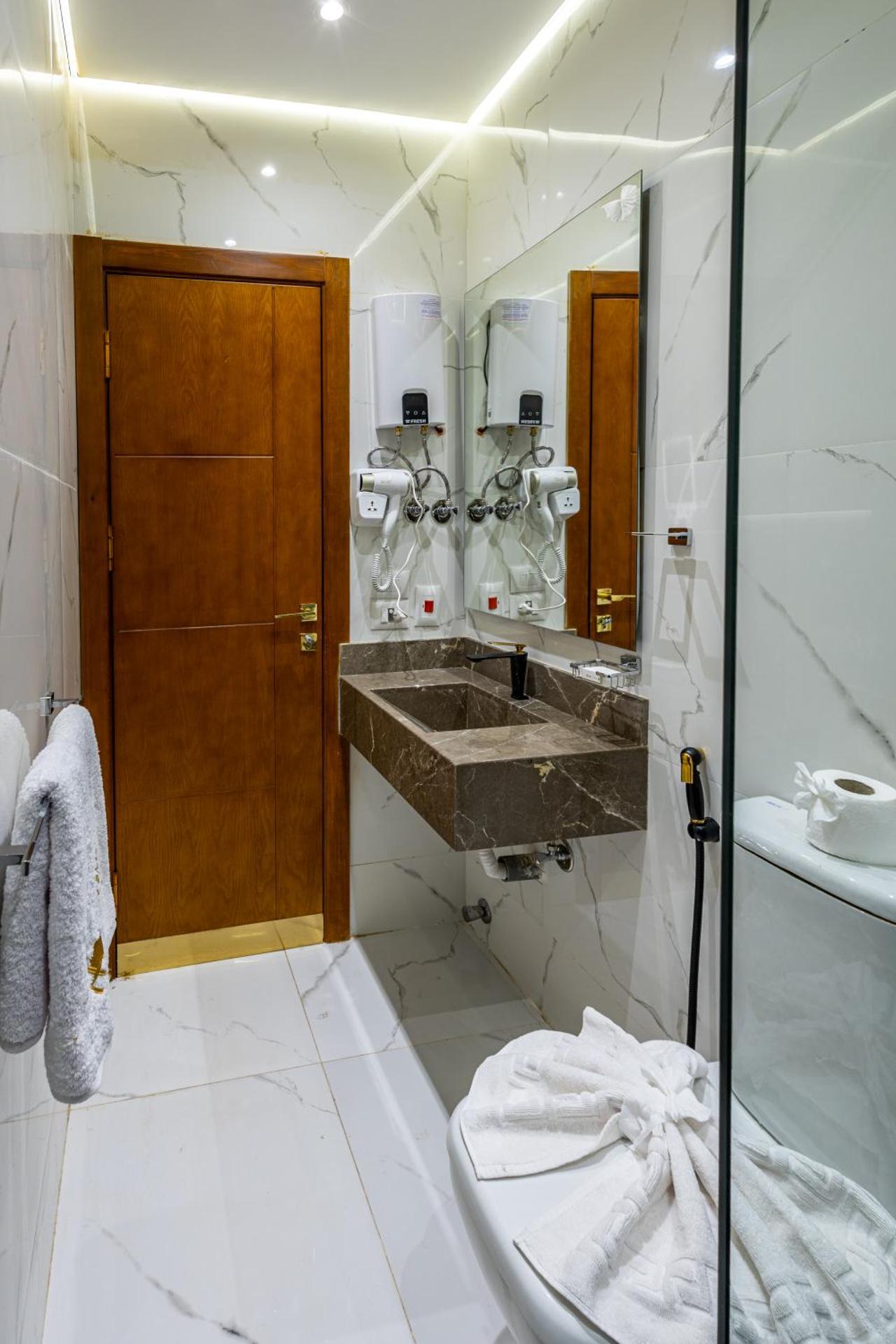 Pyramids sunrise inn - Photo 233