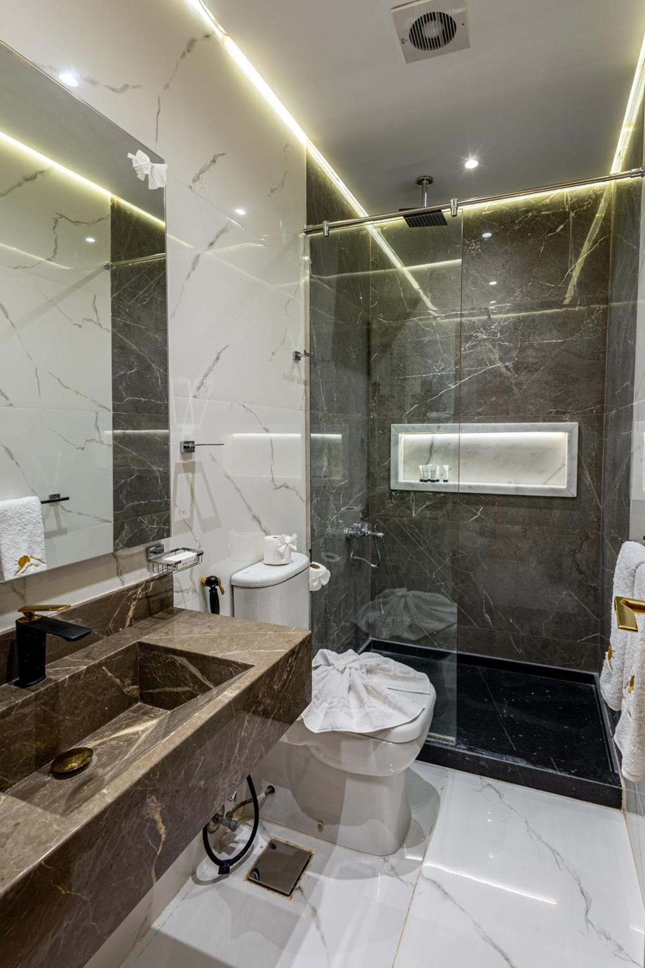 Pyramids sunrise inn - Photo 234