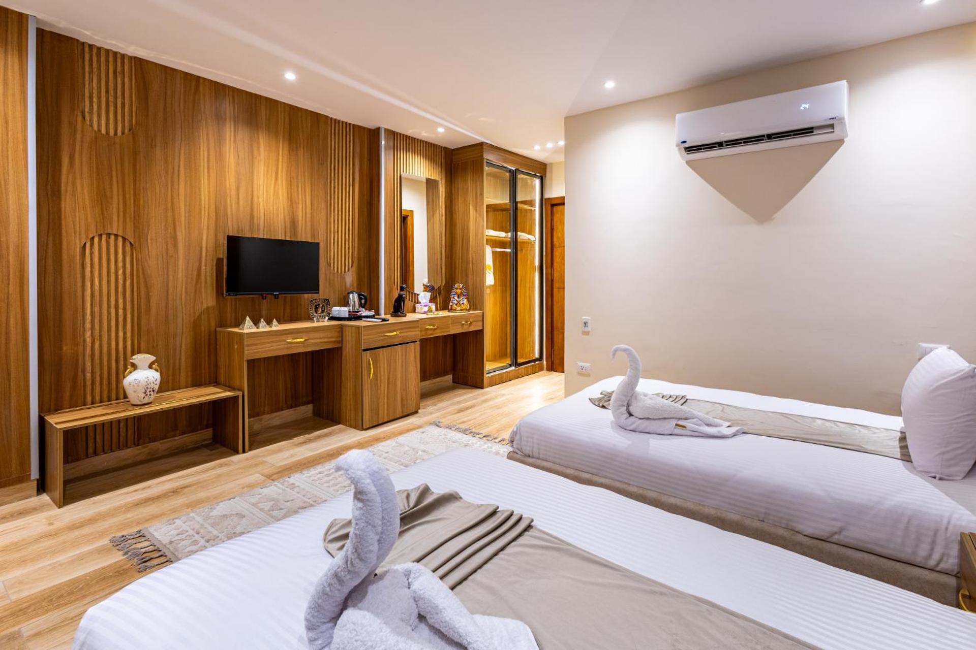 Pyramids sunrise inn - Photo 65