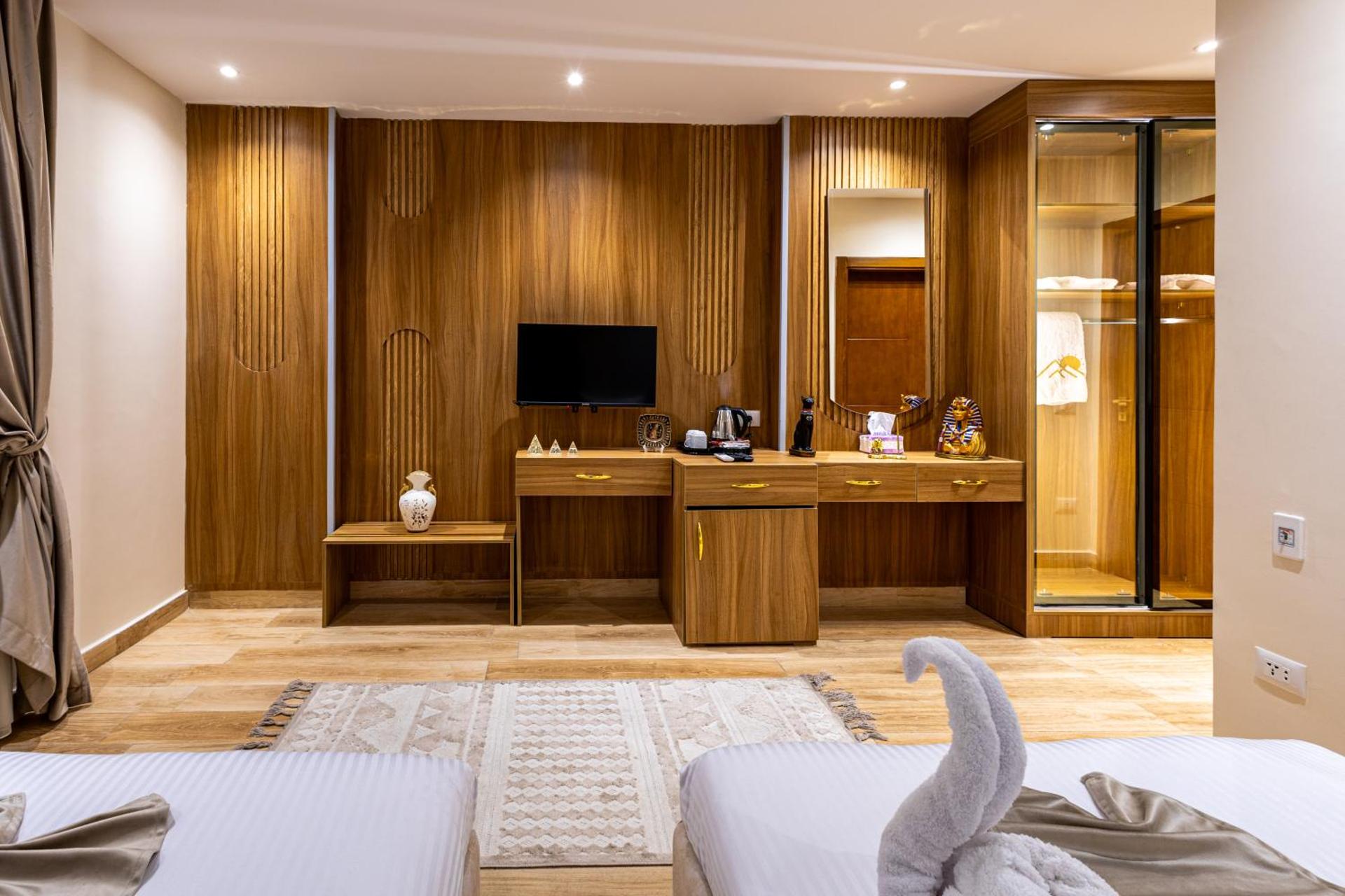 Pyramids sunrise inn - Photo 66