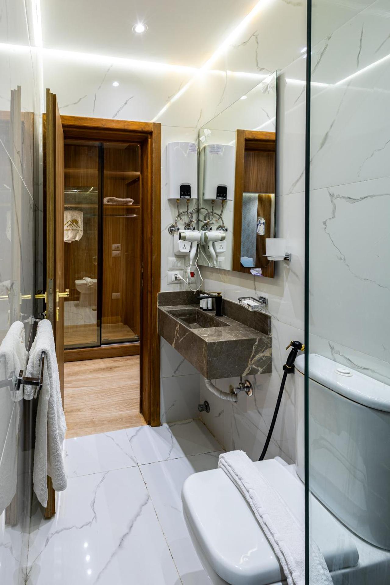 Pyramids sunrise inn - Photo 108